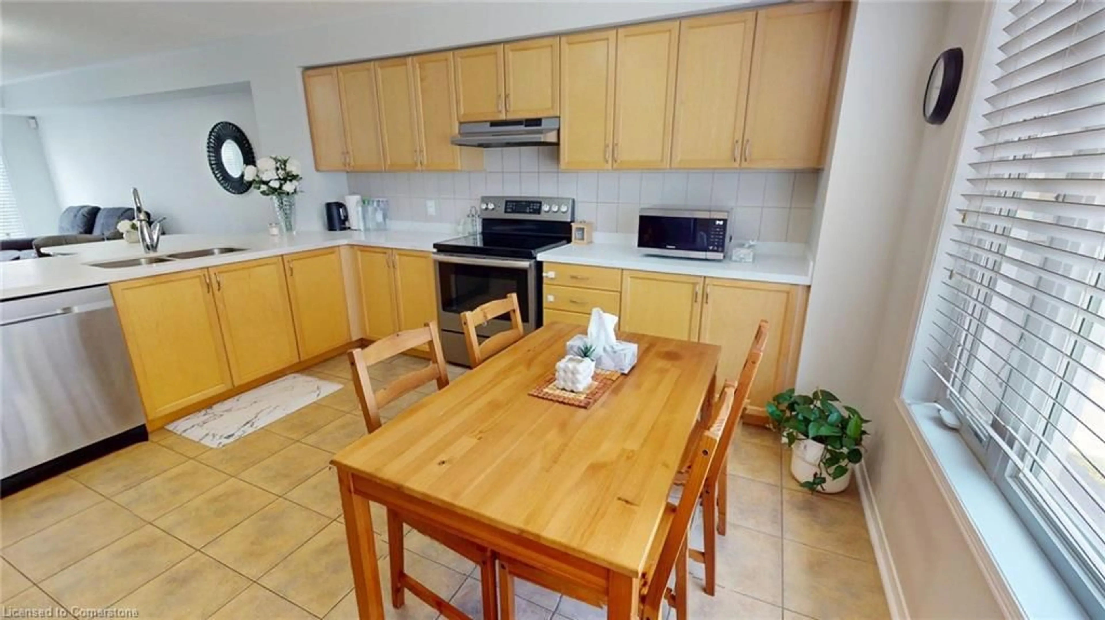 Standard kitchen, ceramic/tile floor for 3050 Erin Centre Blvd #114, Mississauga Ontario L5M 0P5