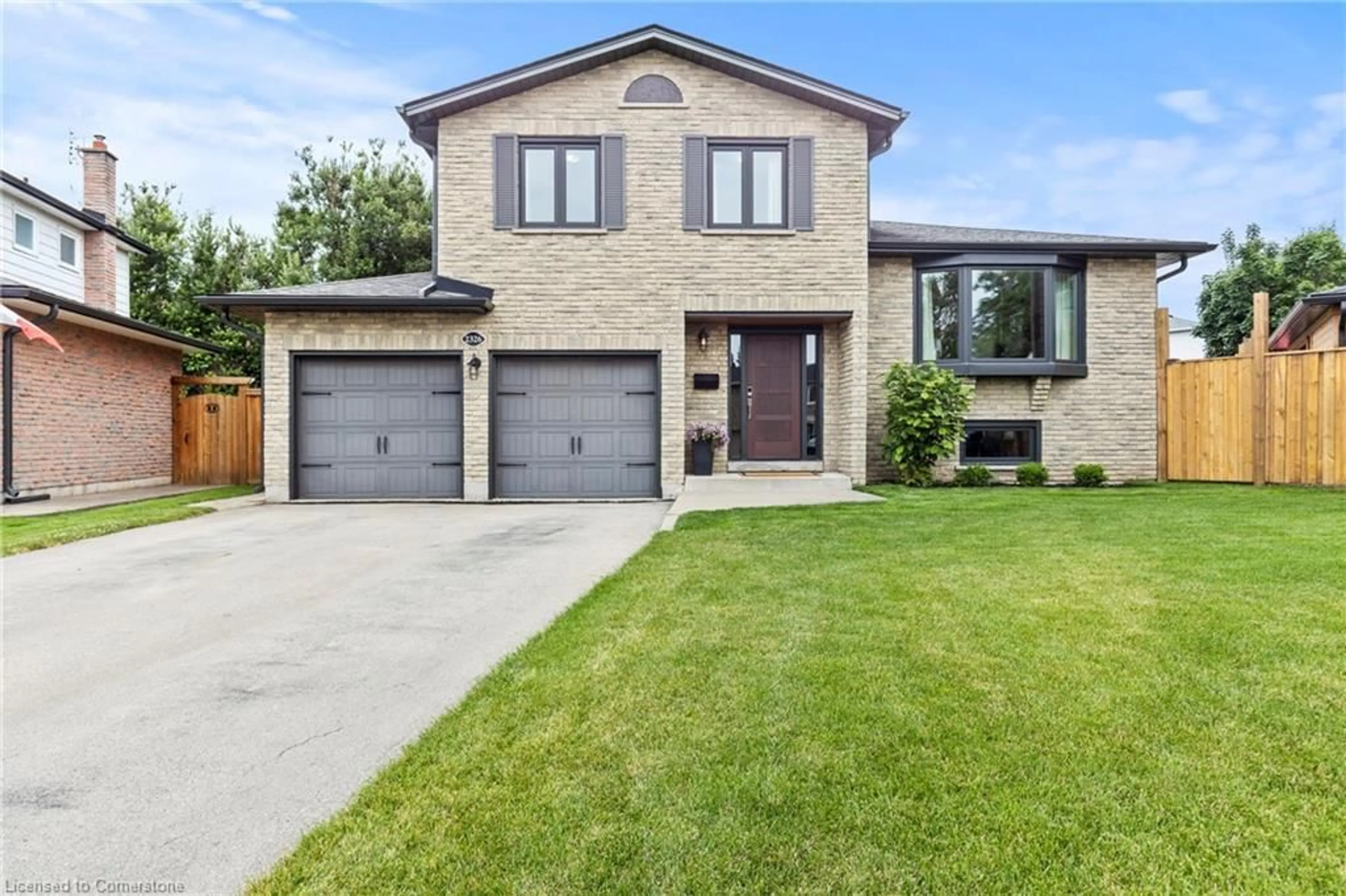 Home with brick exterior material, street for 2326 Tintagel Lane, Burlington Ontario L7P 4K4