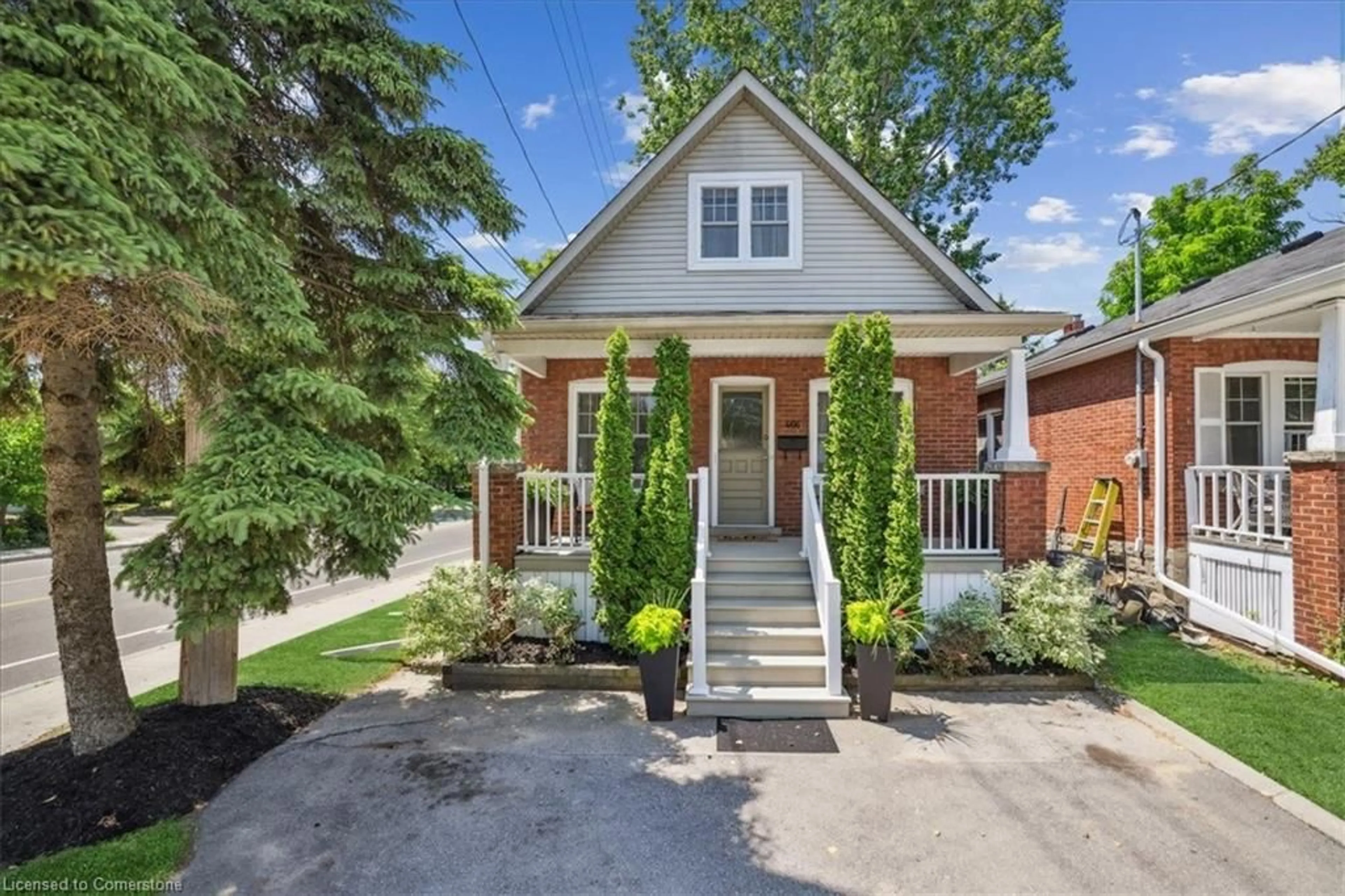 Home with brick exterior material, street for 466 Holtby Ave, Burlington Ontario L7R 2R3