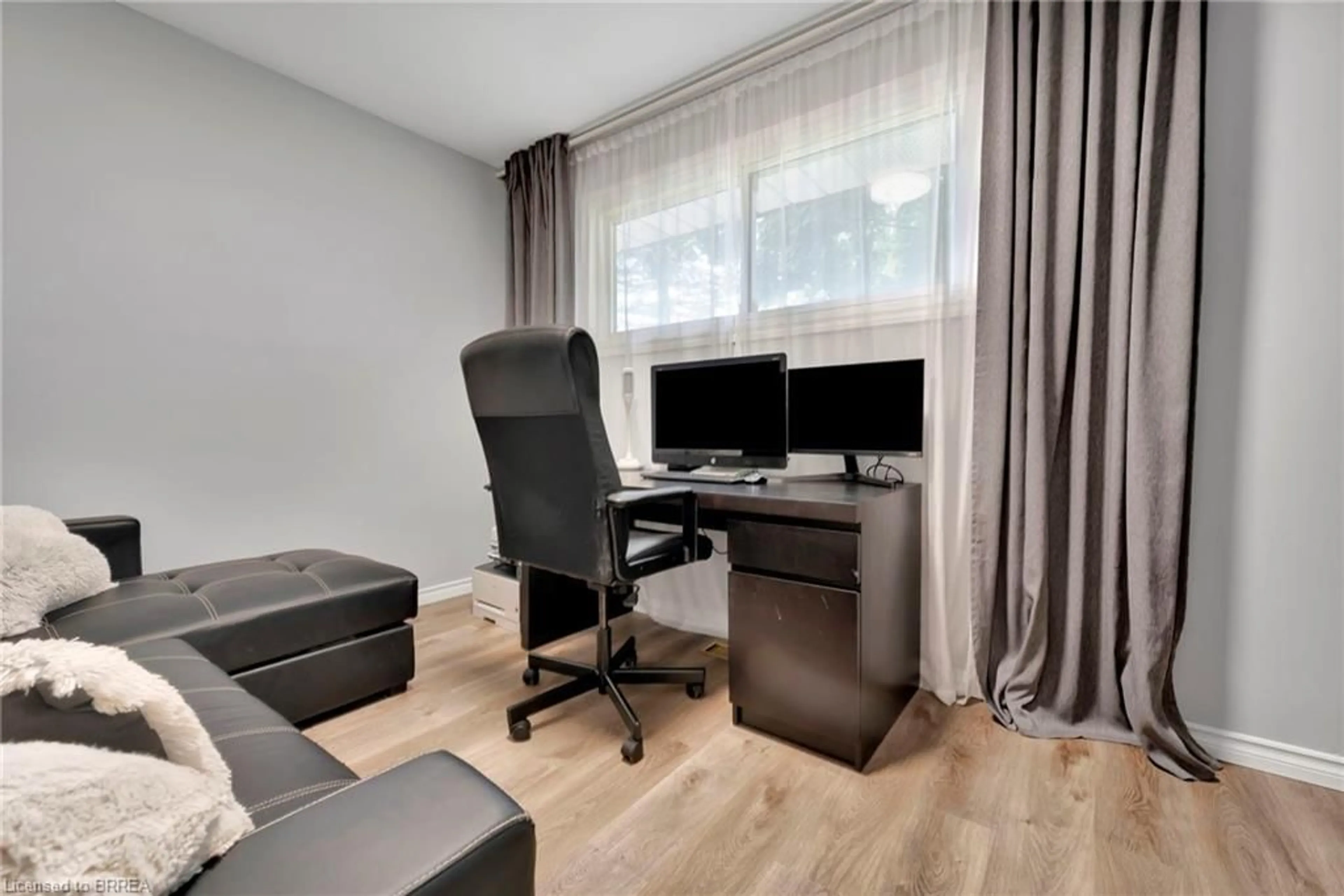 A pic of a room for 4 Sixth Concession Rd, Burford Ontario N3T 5L7