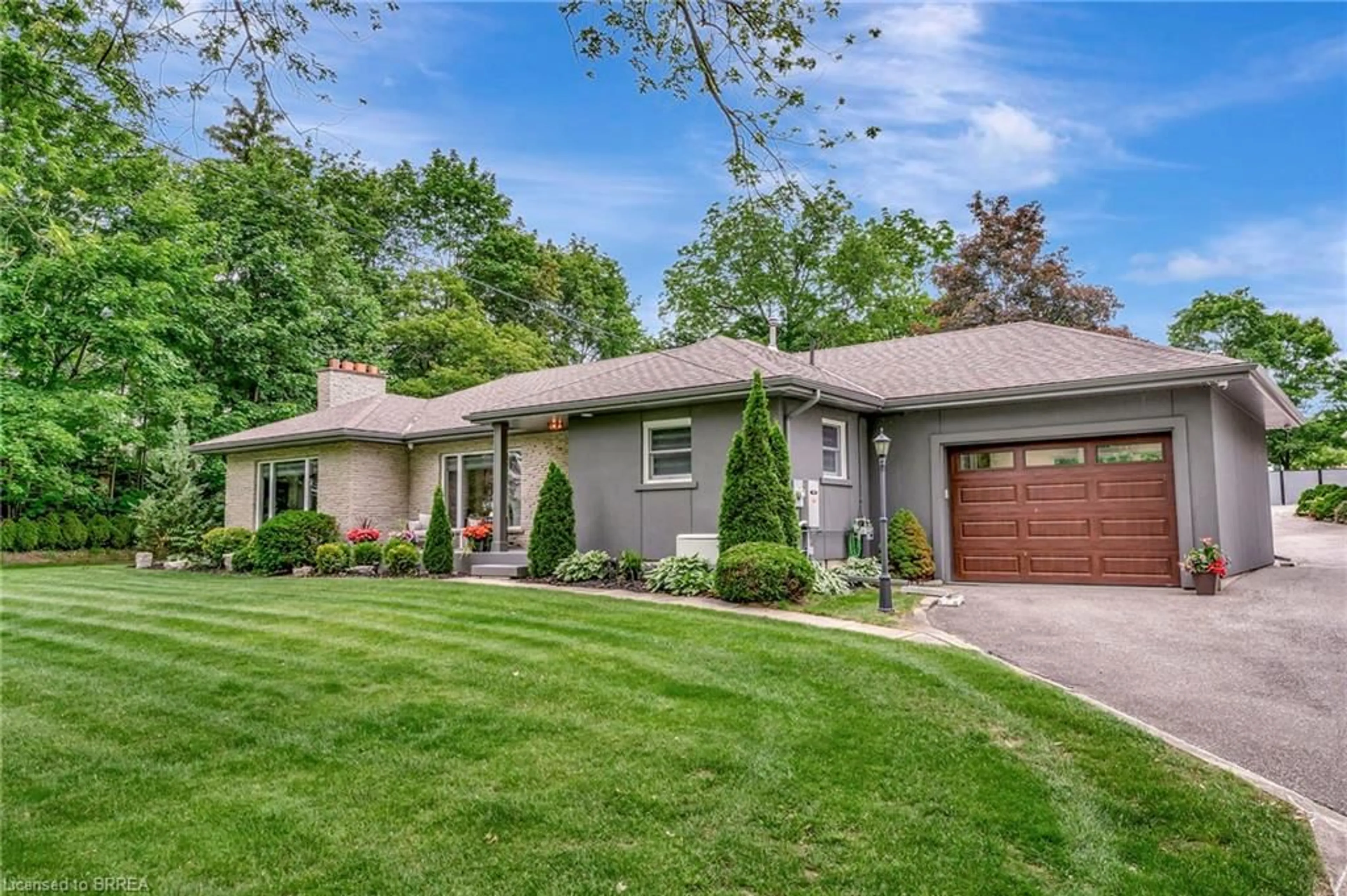 Home with brick exterior material, street for 25 High St, St. George Ontario N0E 1N0