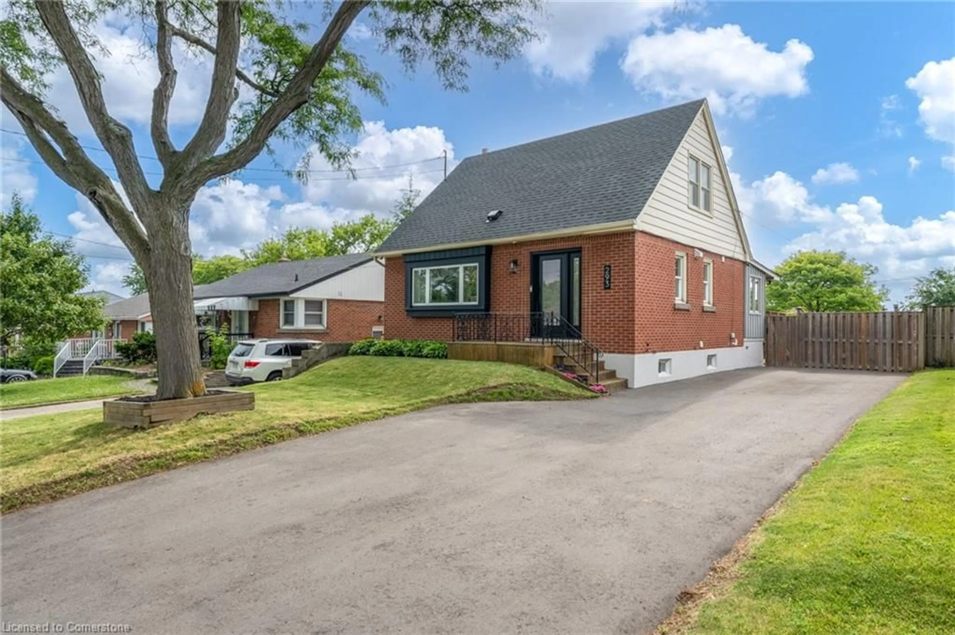 Home with brick exterior material, street for 293 East 45th St, Hamilton Ontario L8T 3K7