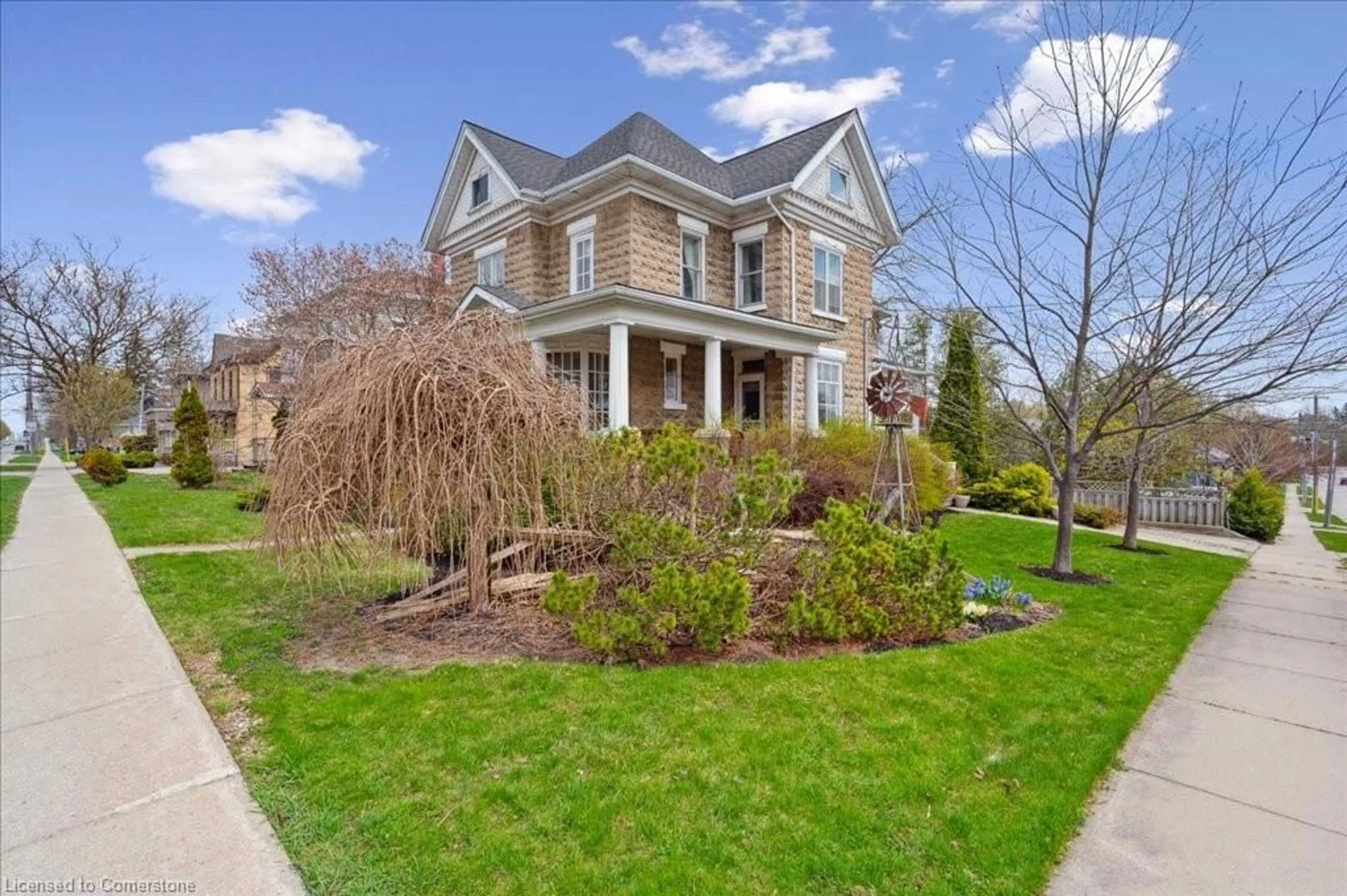 Home with brick exterior material, street for 454 Wallace Ave, Listowel Ontario N4W 1L6