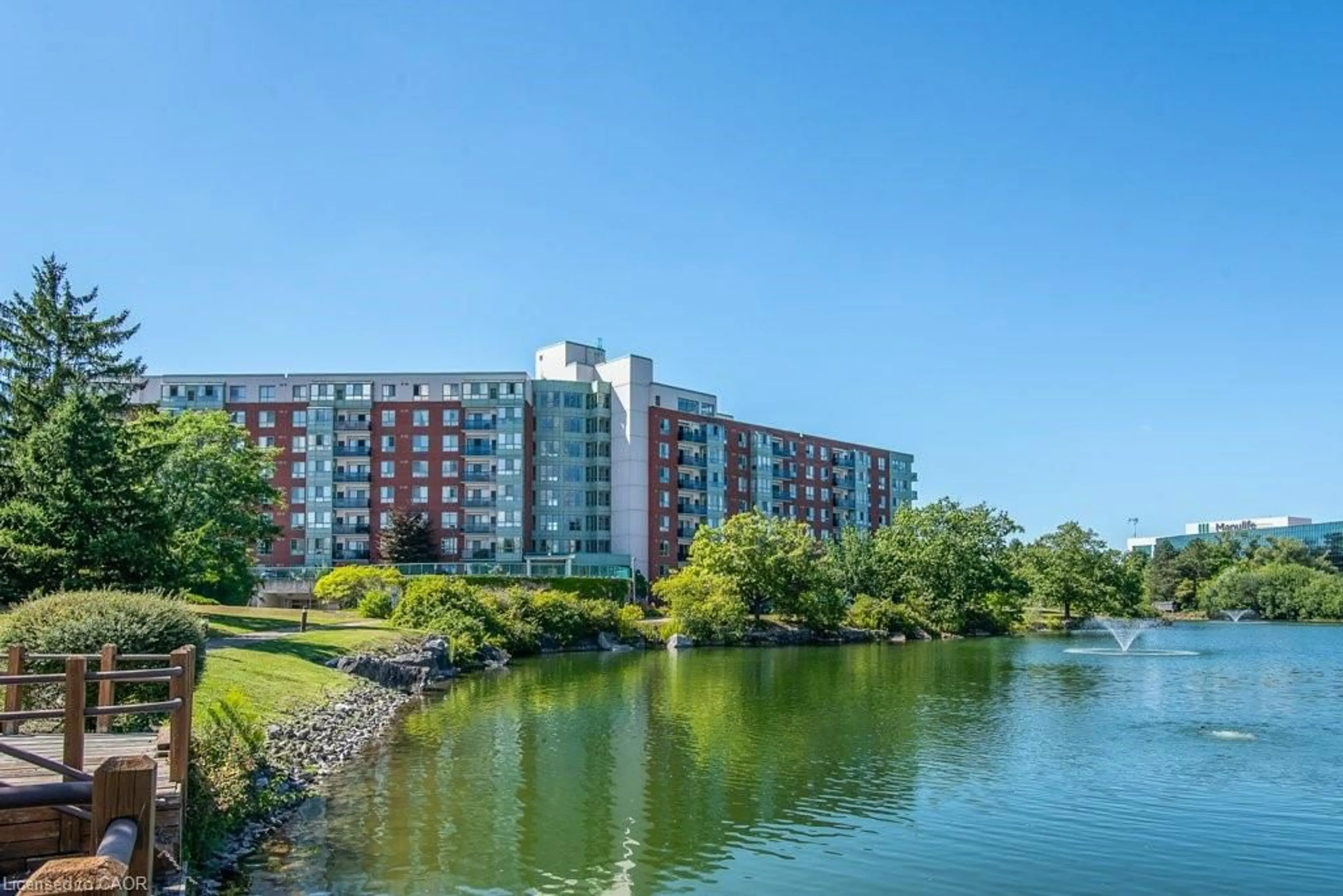 A pic from outside/outdoor area/front of a property/back of a property/a pic from drone, water/lake/river/ocean view for 30 Blue Springs Dr #501, Waterloo Ontario N2J 4T2