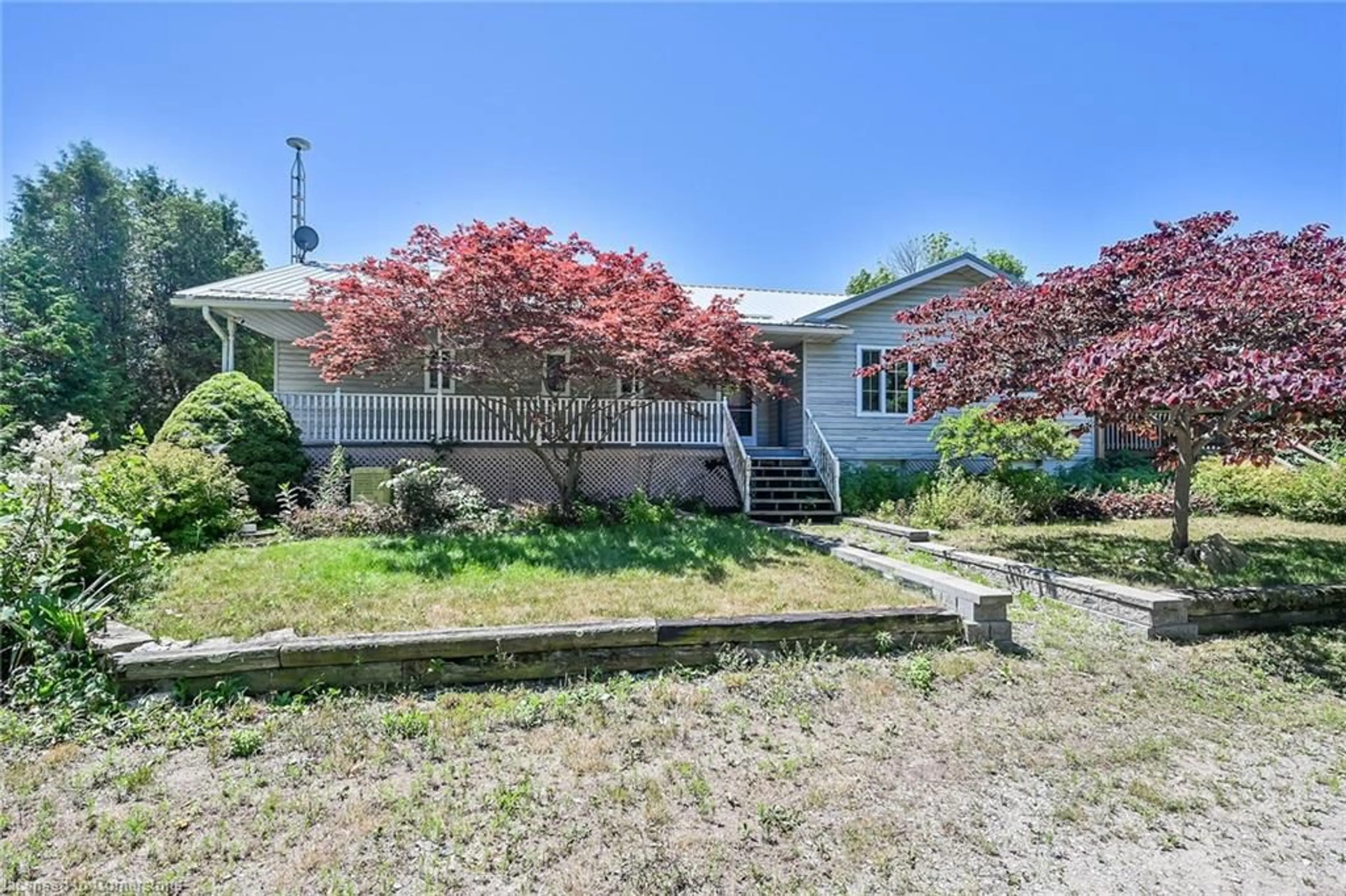 A pic from outside/outdoor area/front of a property/back of a property/a pic from drone, street for 8 Seagull Lane, Selkirk Ontario N0A 1P0