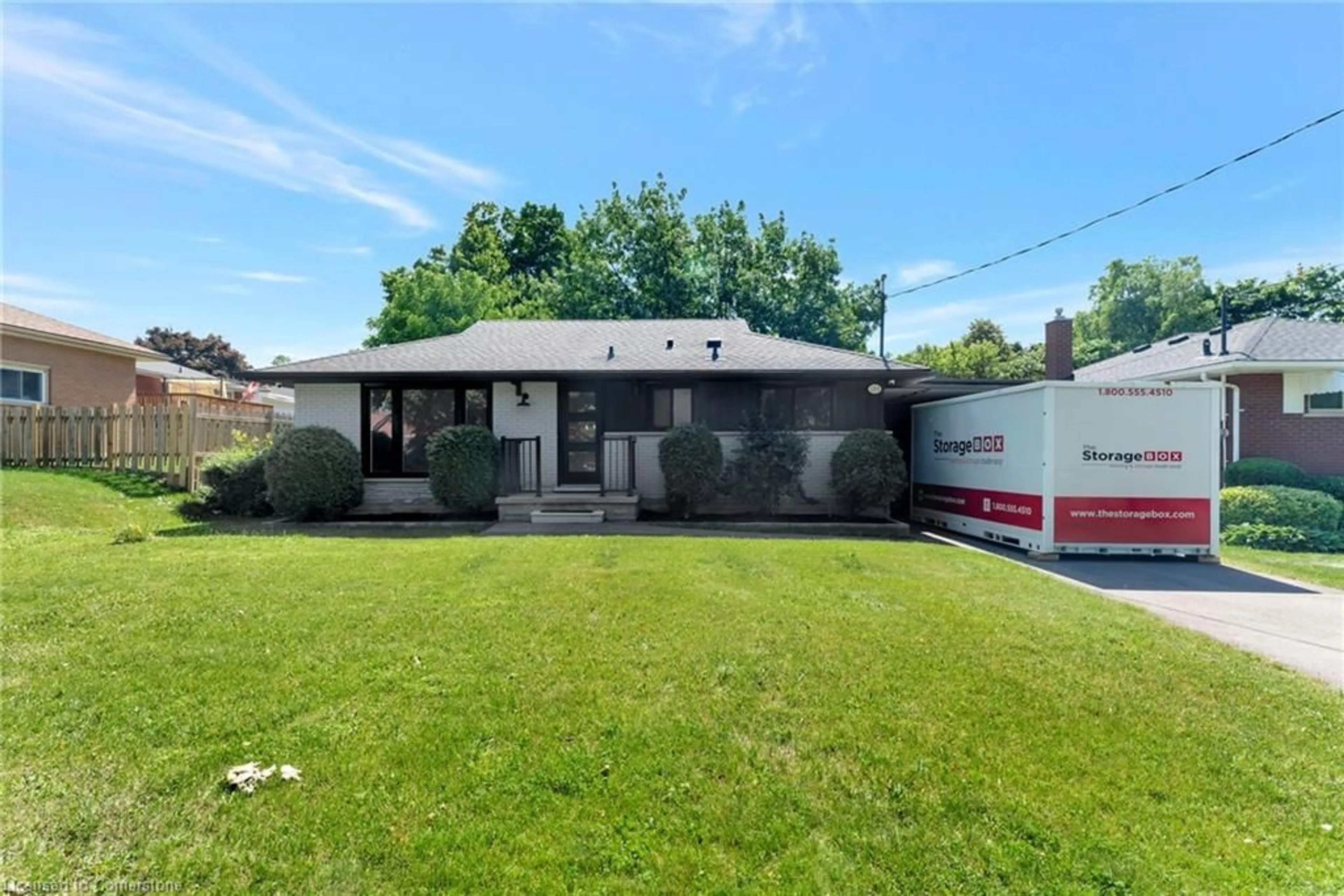 A pic from outside/outdoor area/front of a property/back of a property/a pic from drone, street for 153 Carwood Ave, Kitchener Ontario N2G 3C1
