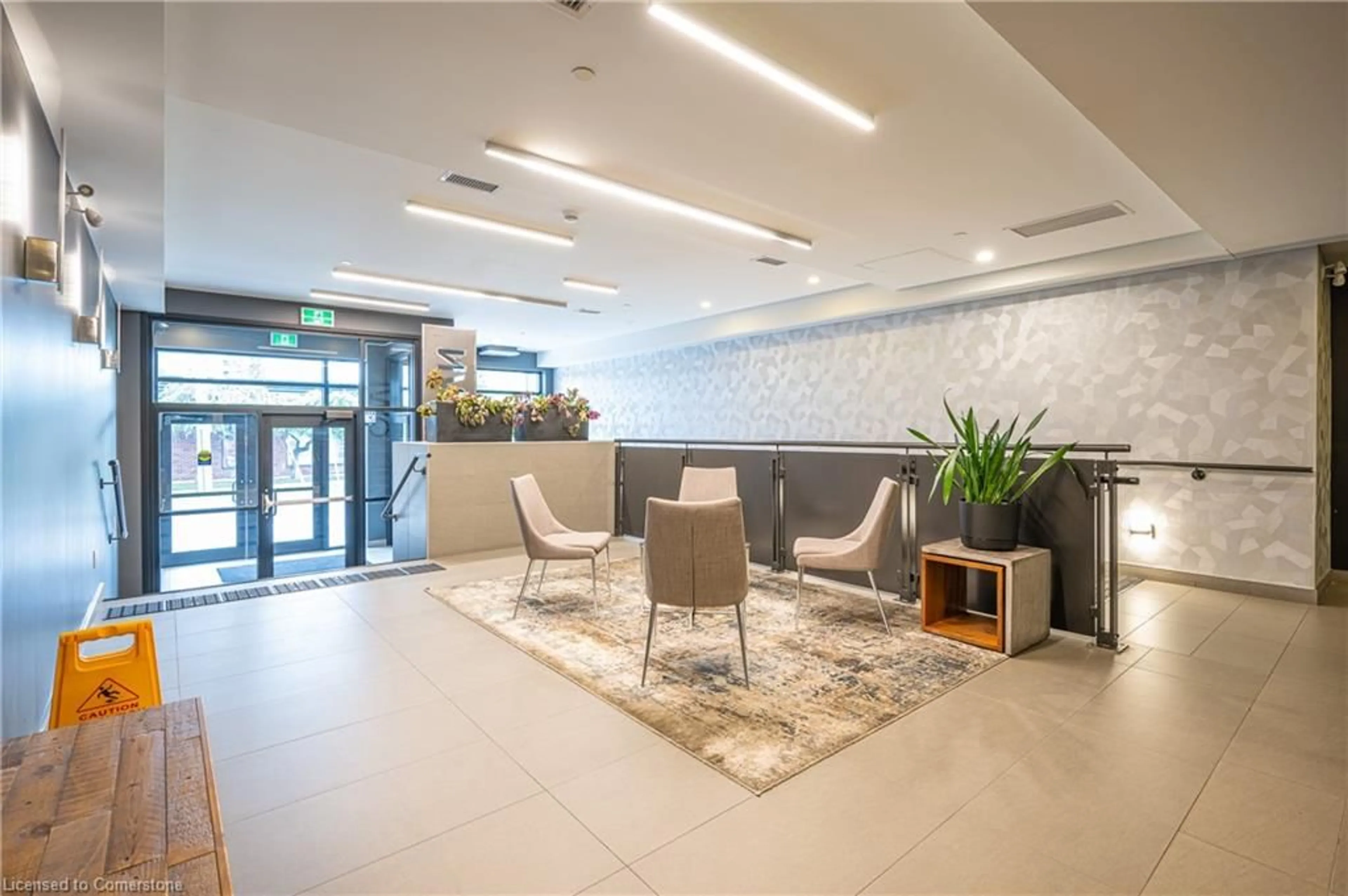 Lobby for 690 King St #602, Kitchener Ontario N2G 0B9