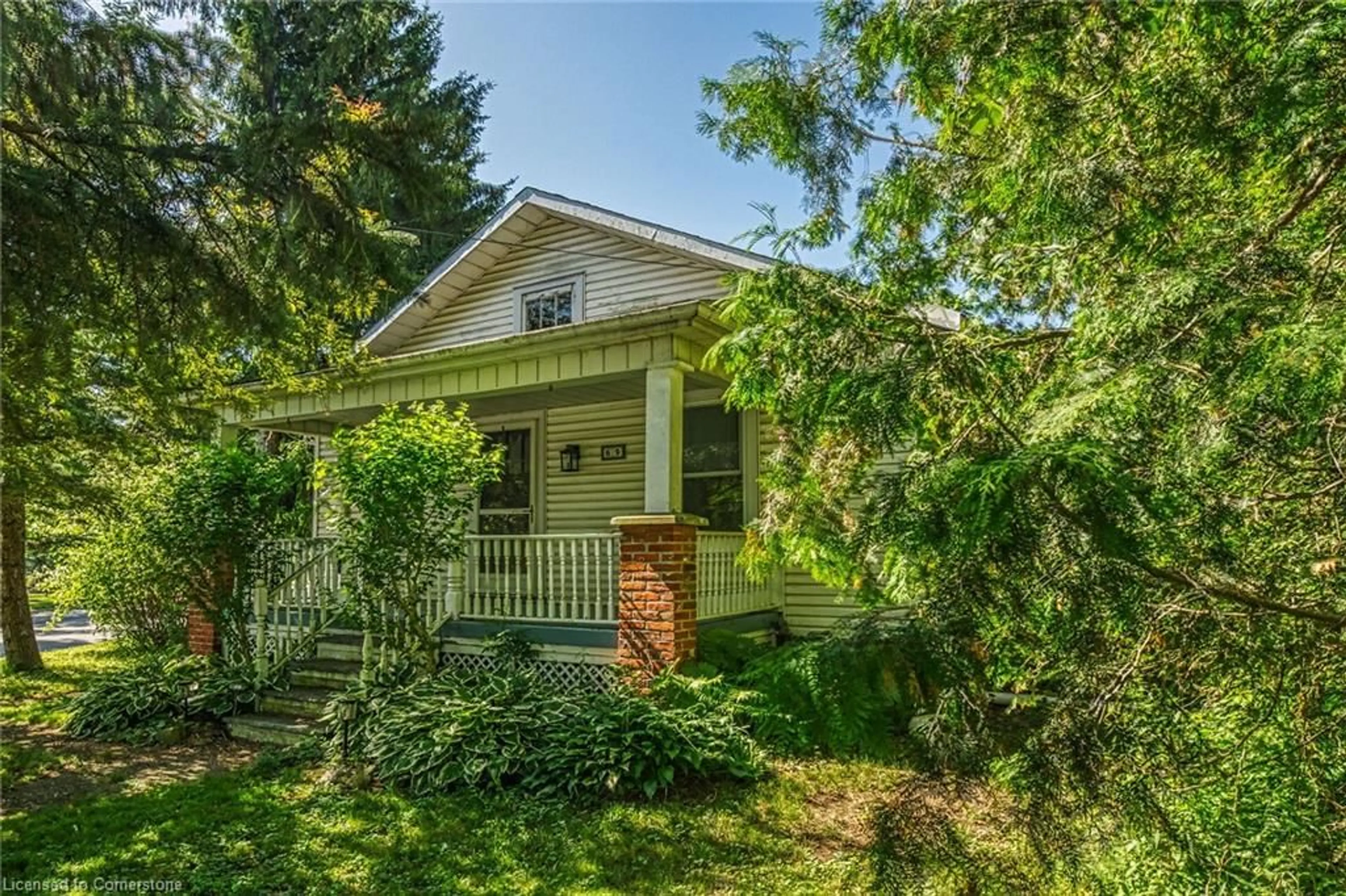 Unknown for 69 Renfrew St, Caledonia Ontario N3W 1E8