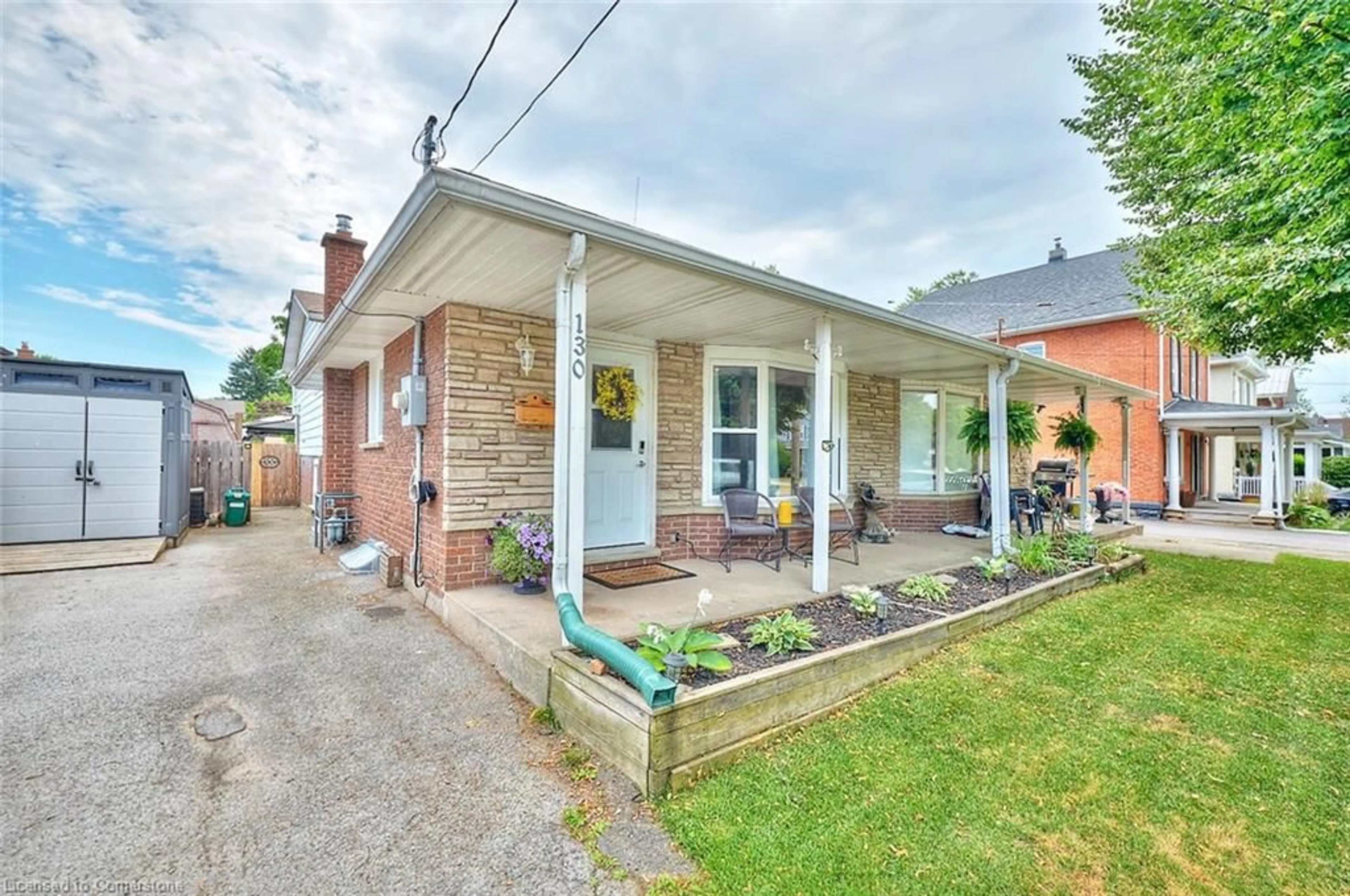 Home with brick exterior material, street for 130 Aqueduct St, Welland Ontario L3C 1C2