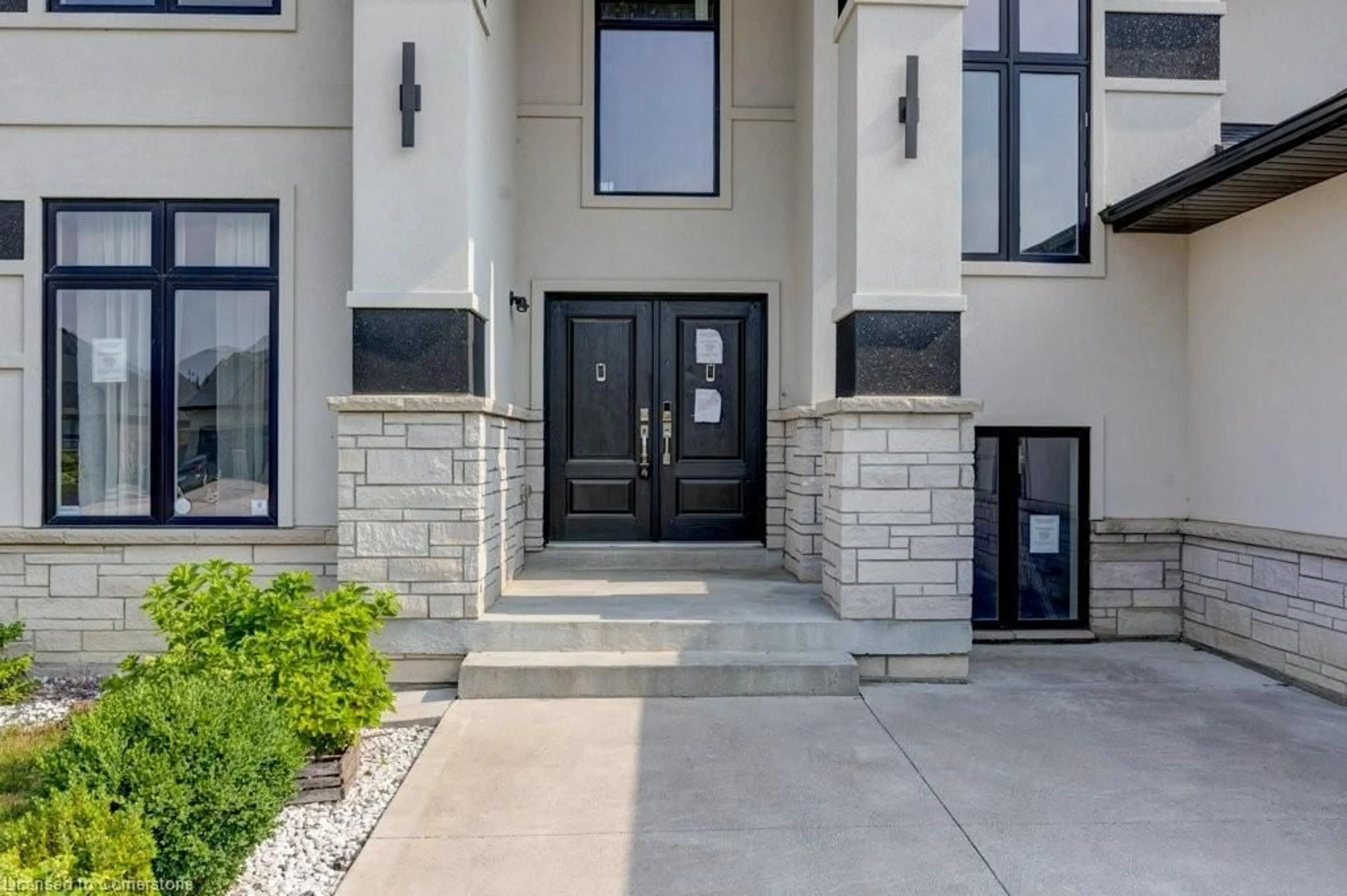 Indoor entryway for 1145 Regency Cres, Belle River Ontario K6A 2R2