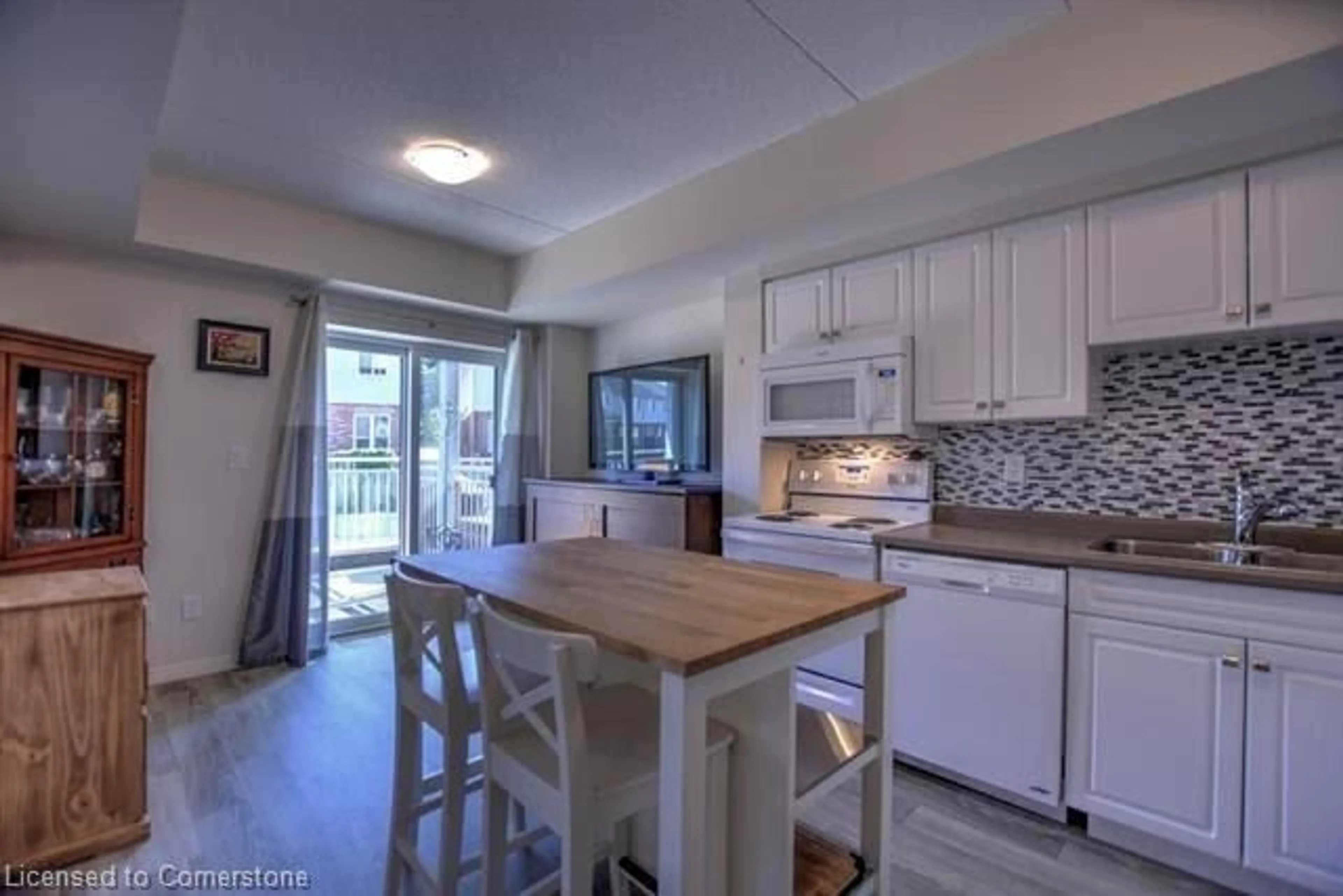 Open concept kitchen, unknown for 155 Water St #206, Cambridge Ontario N1R 3E3