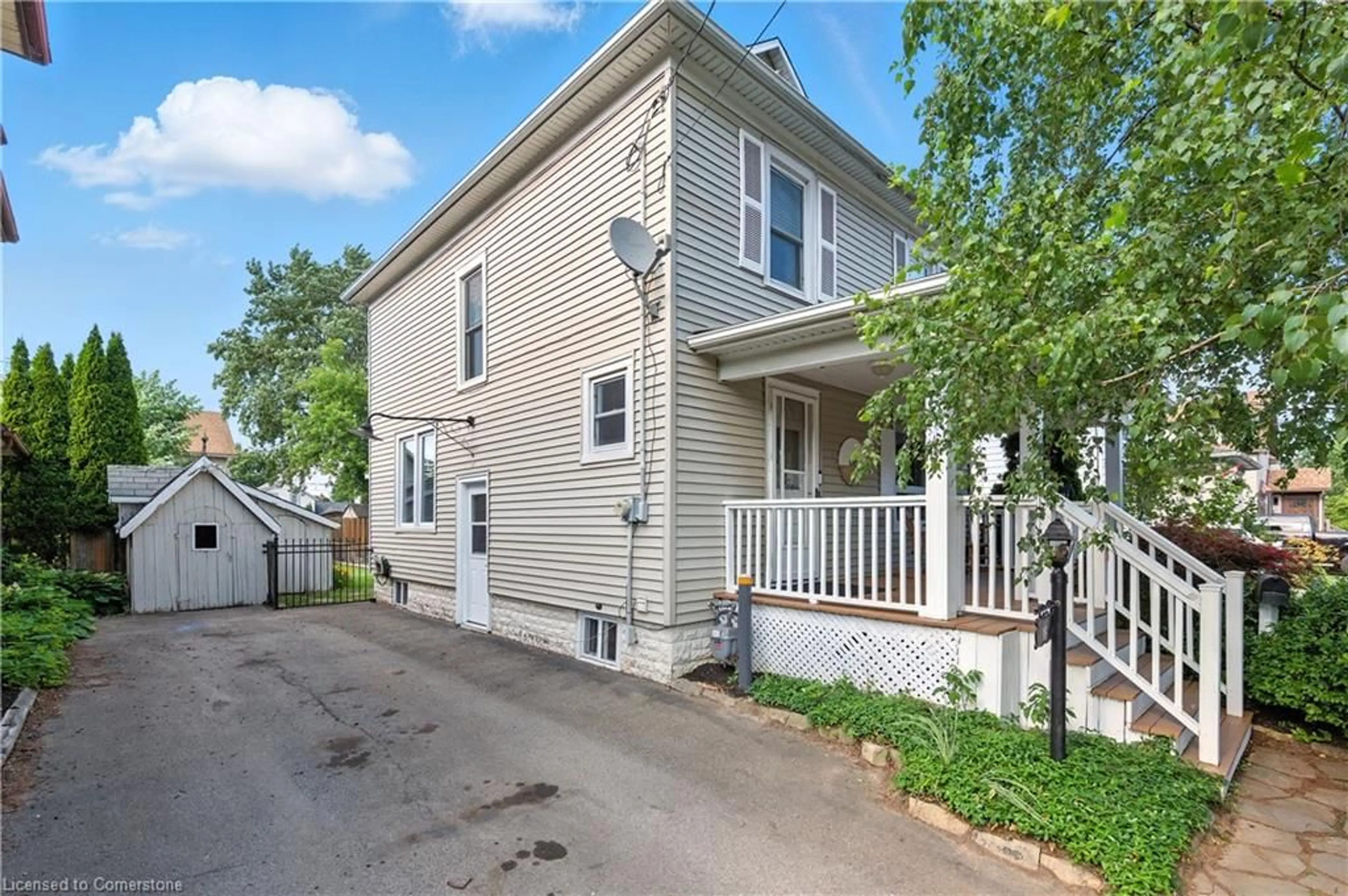 Unknown for 16 Locust St, Welland Ontario L3C 4J2