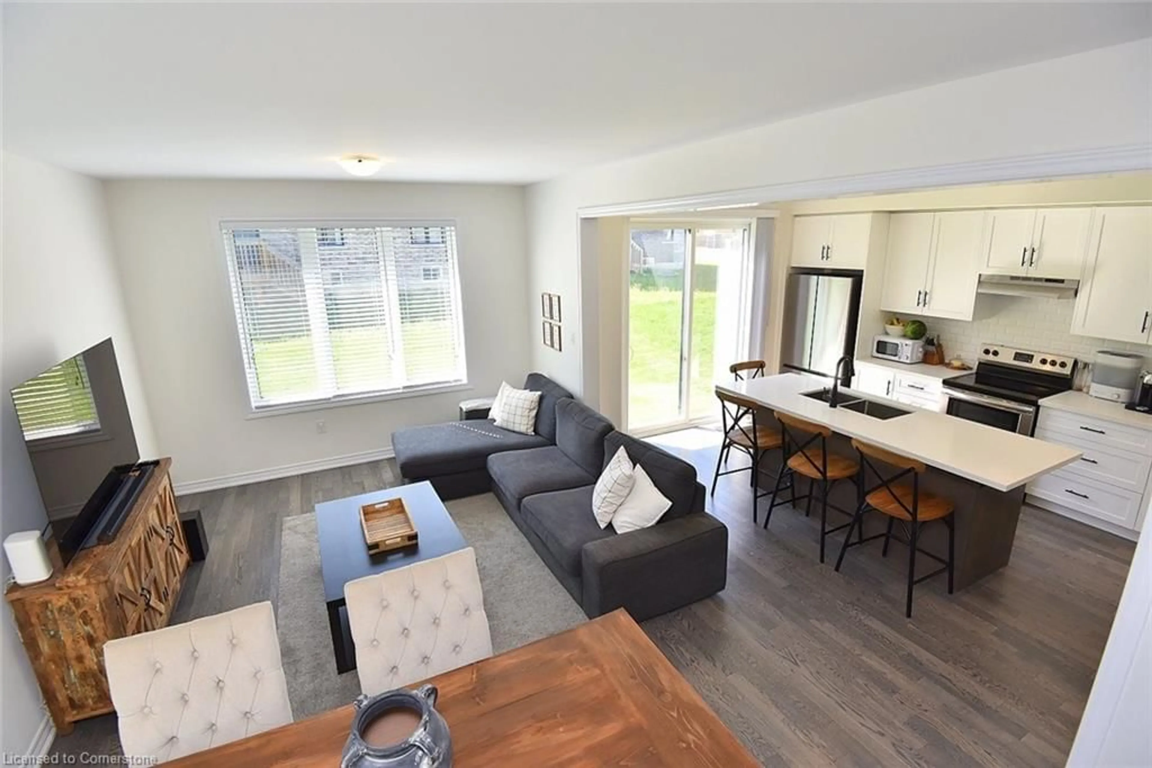 Living room with furniture, unknown for 171 Blackbird Way, Mount Hope Ontario L0R 1W0