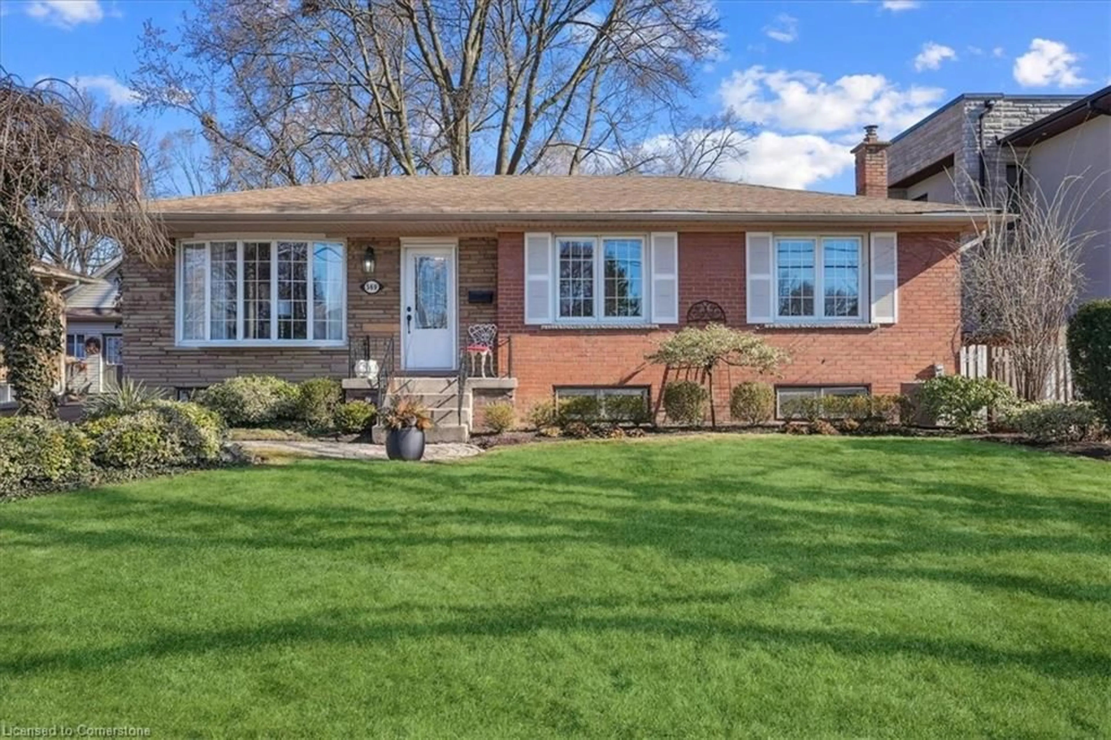 Home with brick exterior material, street for 569 Lees Lane, Oakville Ontario L6L 4T6