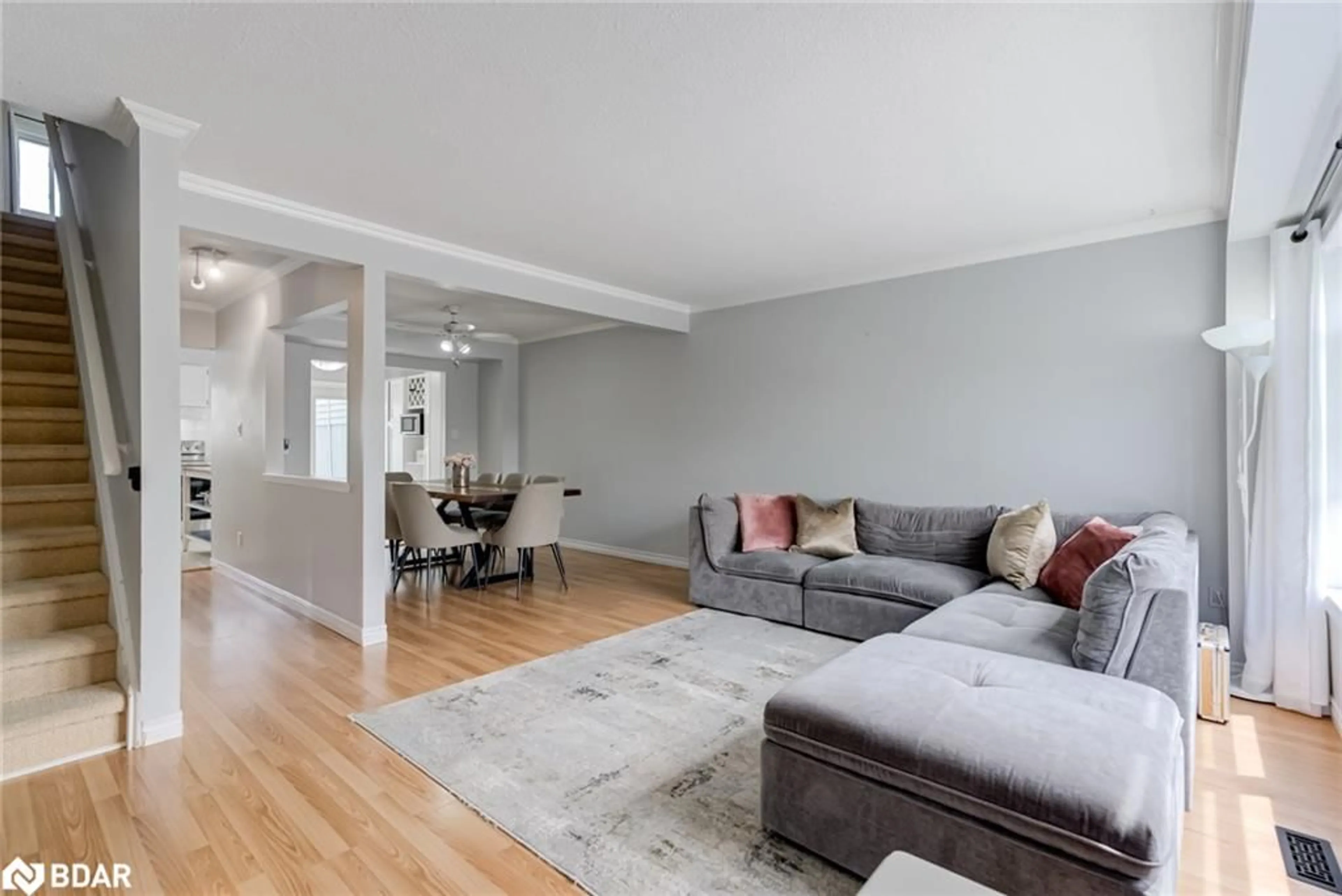 Living room with furniture, unknown for 909 Southridge St, Oshawa Ontario L1H 8A4