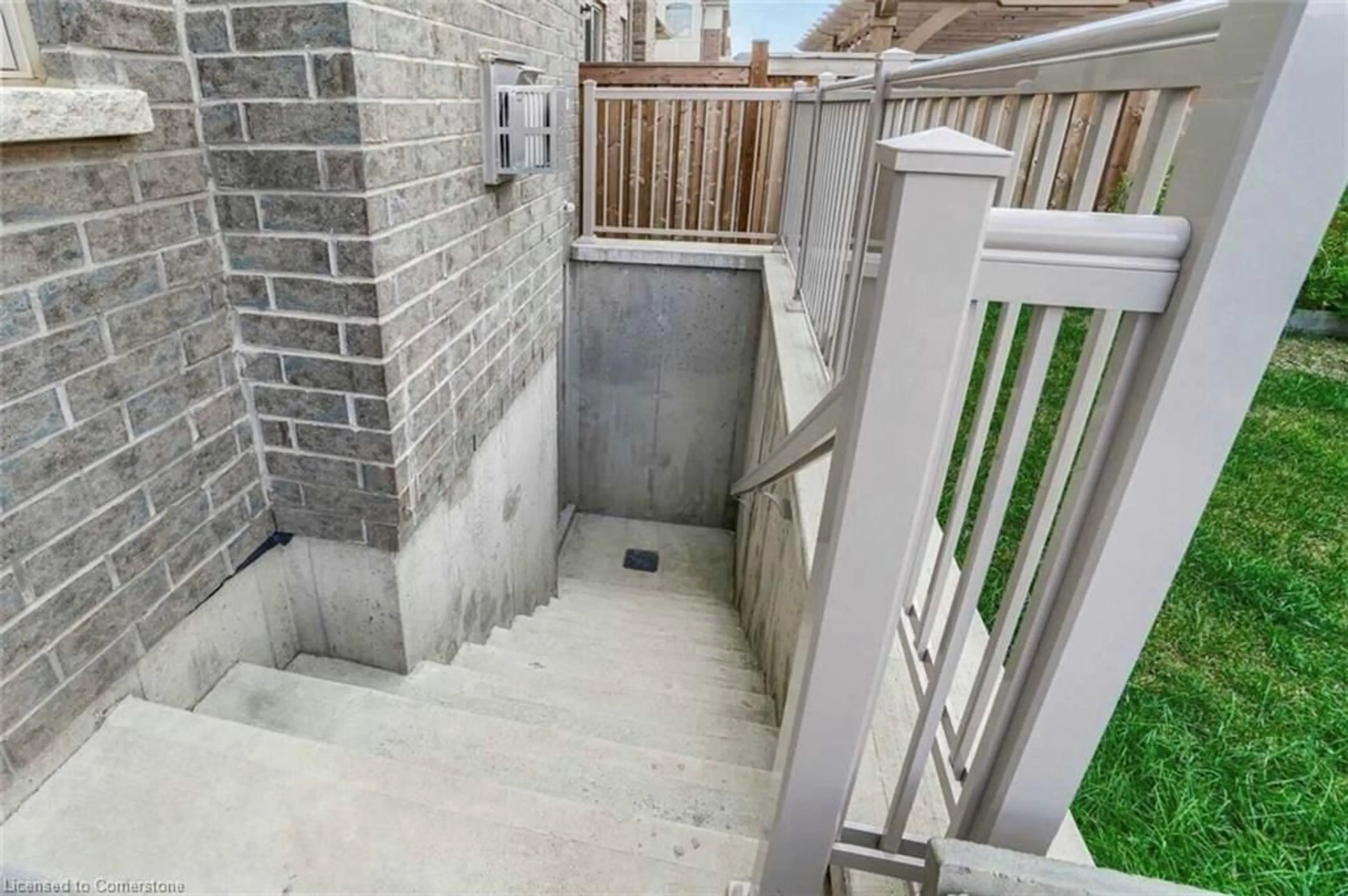 Unknown for 1529 Devine Pt #B, Milton Ontario L9E 1H6