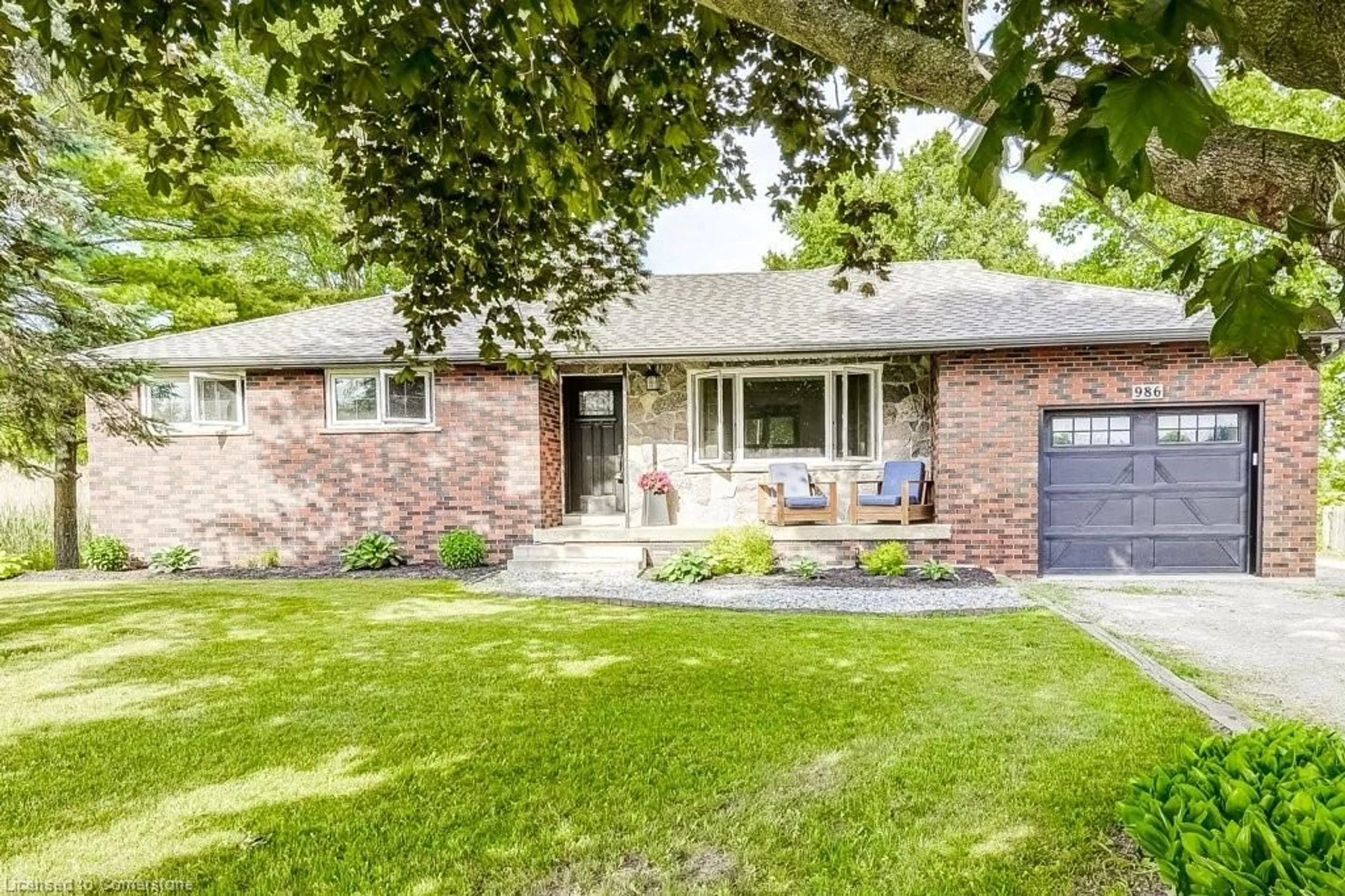 Home with brick exterior material, street for 986 Westover Rd, Hamilton Ontario N0B 1L0