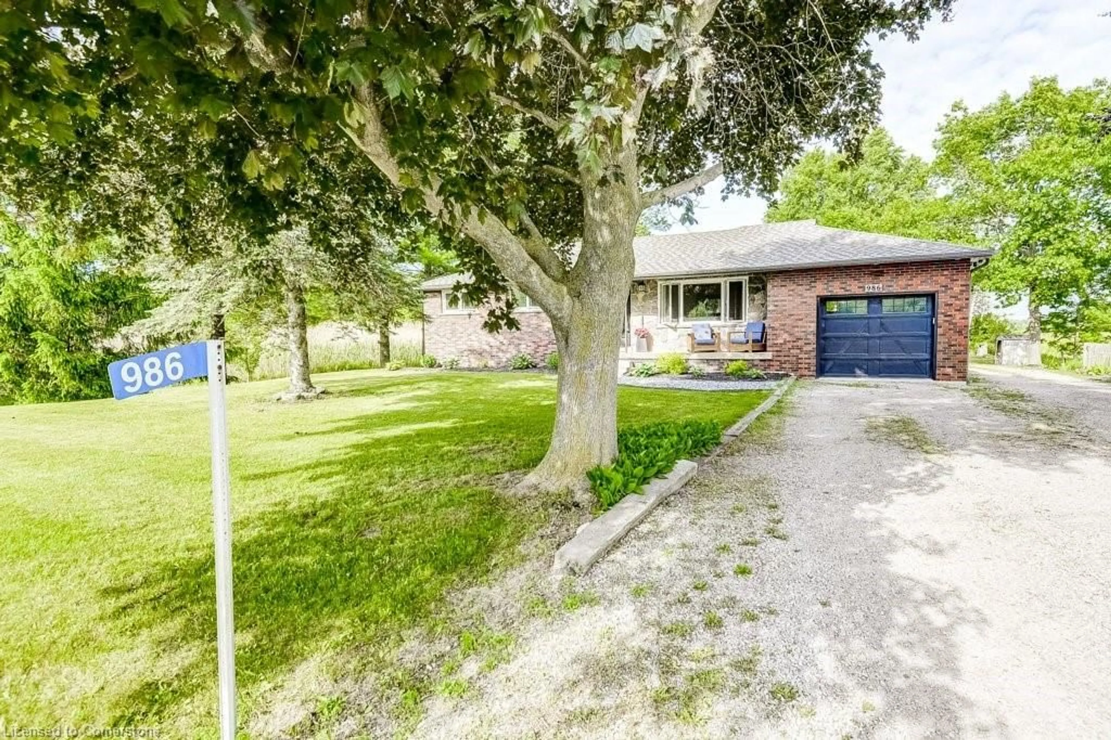 A pic from outside/outdoor area/front of a property/back of a property/a pic from drone, street for 986 Westover Rd, Hamilton Ontario N0B 1L0