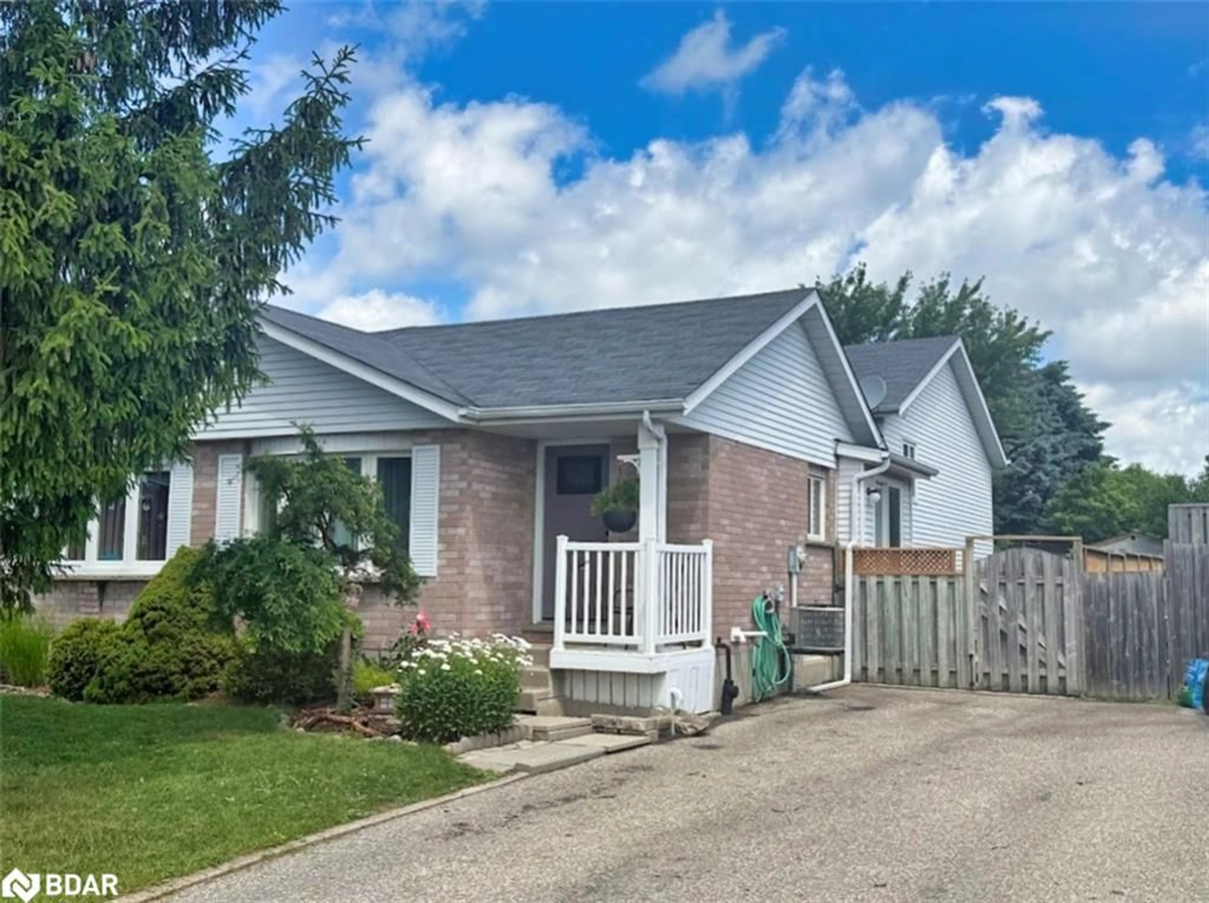 Home with brick exterior material, street for 116 Oprington Crt, Kitchener Ontario N2N 3E1