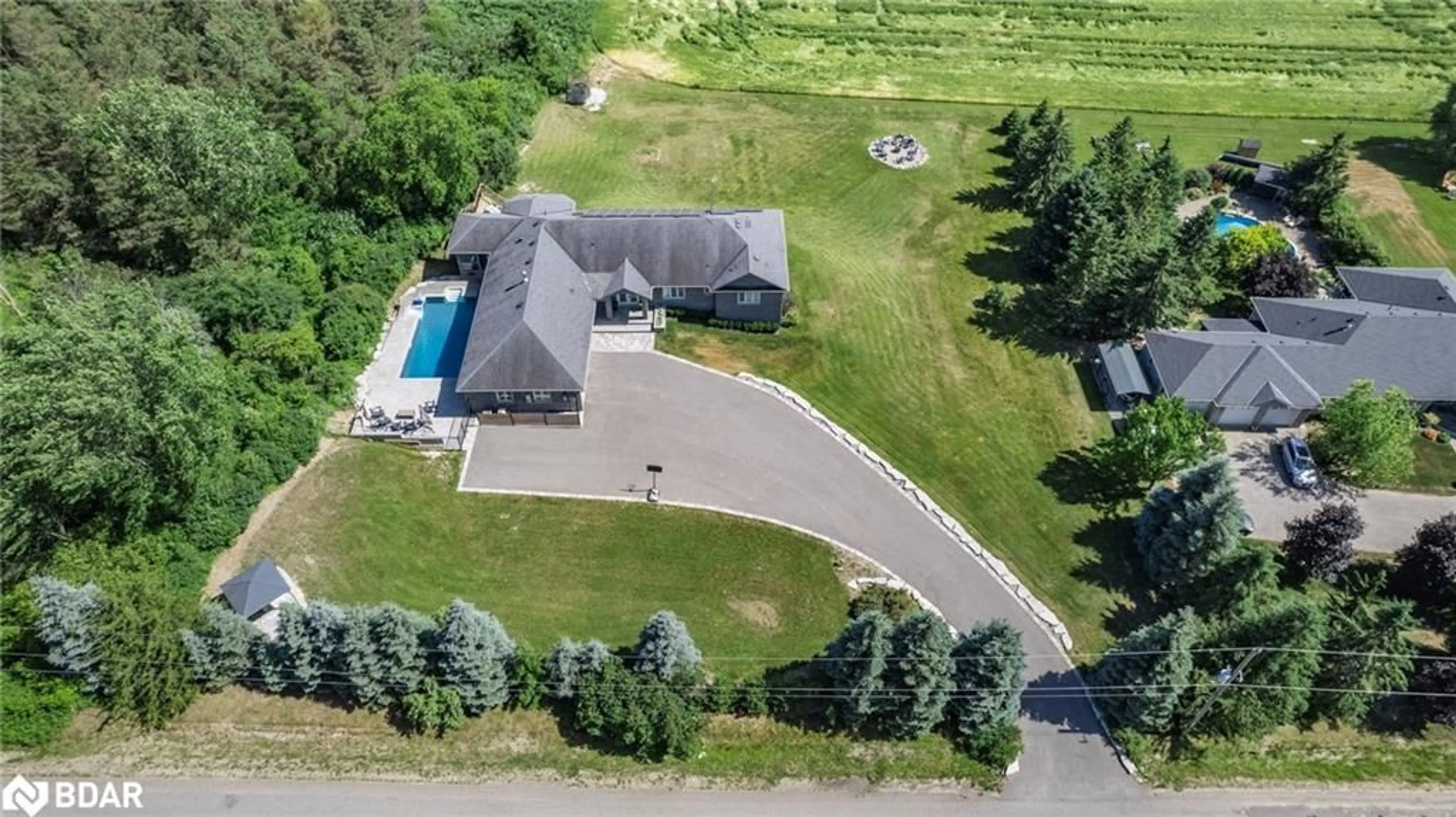 A pic from outside/outdoor area/front of a property/back of a property/a pic from drone, unknown for 7765 5th Sideroad Tos, Adjala-Tosorontio Ontario L9R 1V3