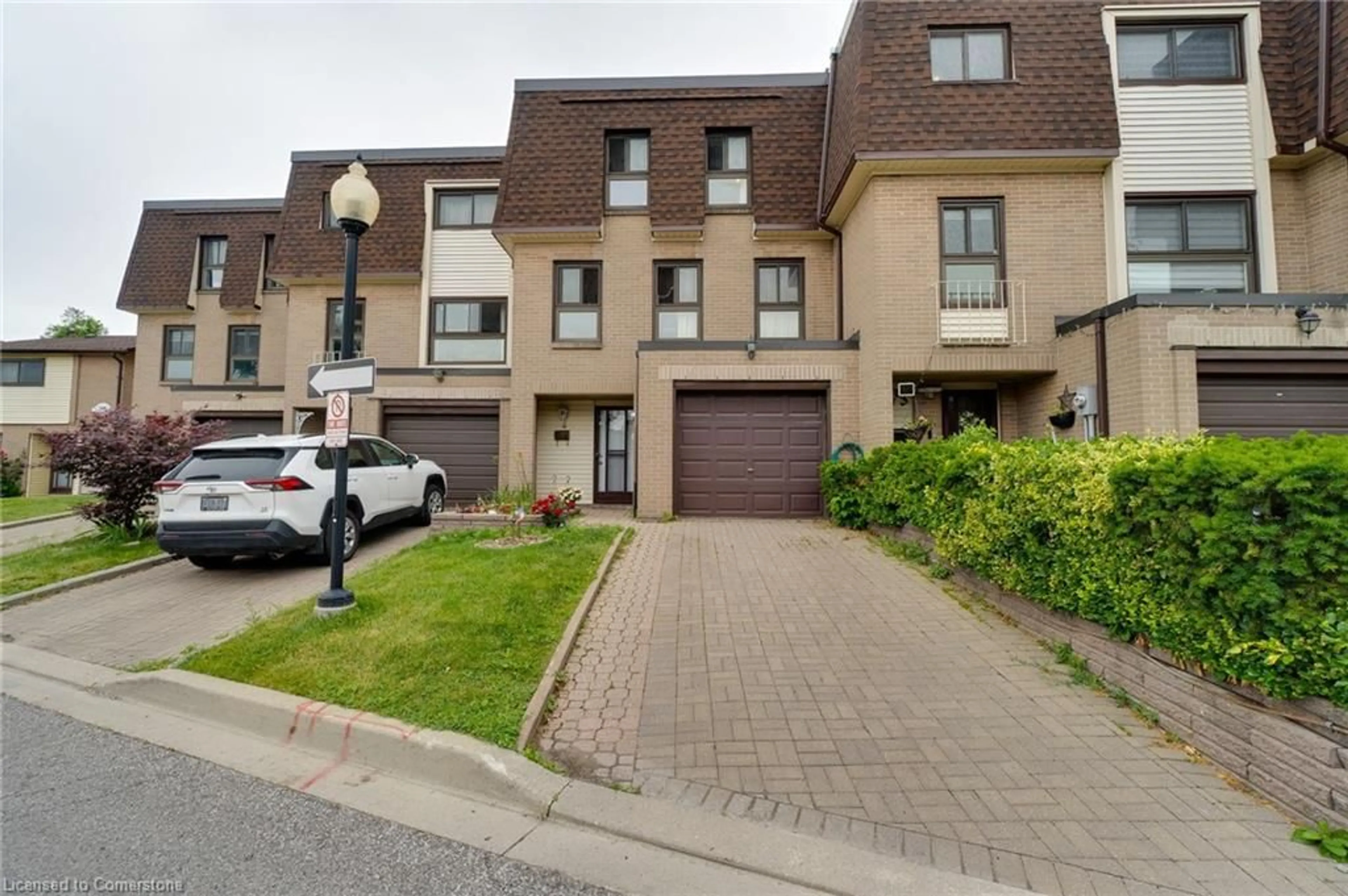 A pic from outside/outdoor area/front of a property/back of a property/a pic from drone, street for 46 Dearbourne Blvd #4, Brampton Ontario L6T 1J7