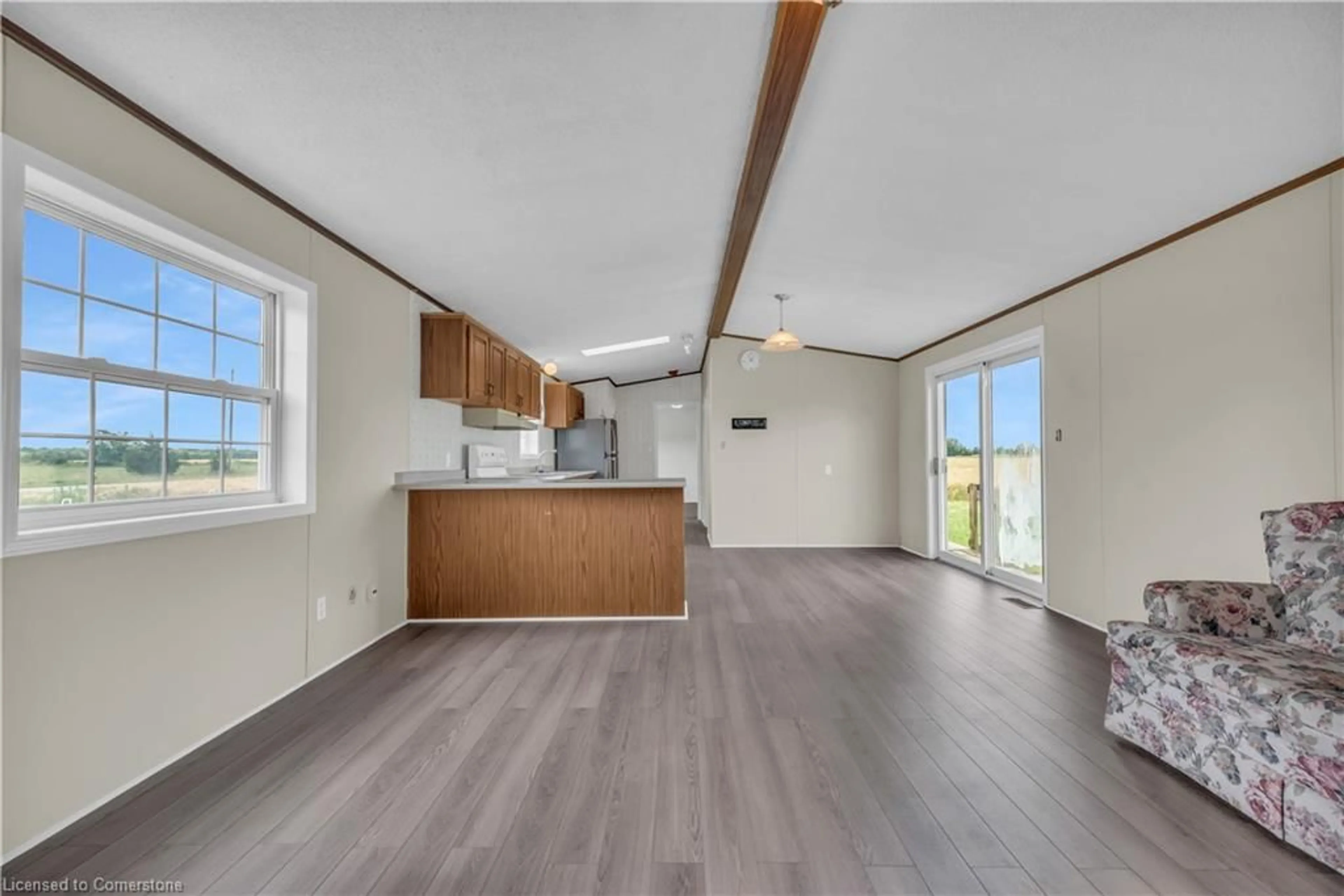 Open concept kitchen, unknown for 1141 Concession 1 Rd, Cayuga Ontario N0A 1C0