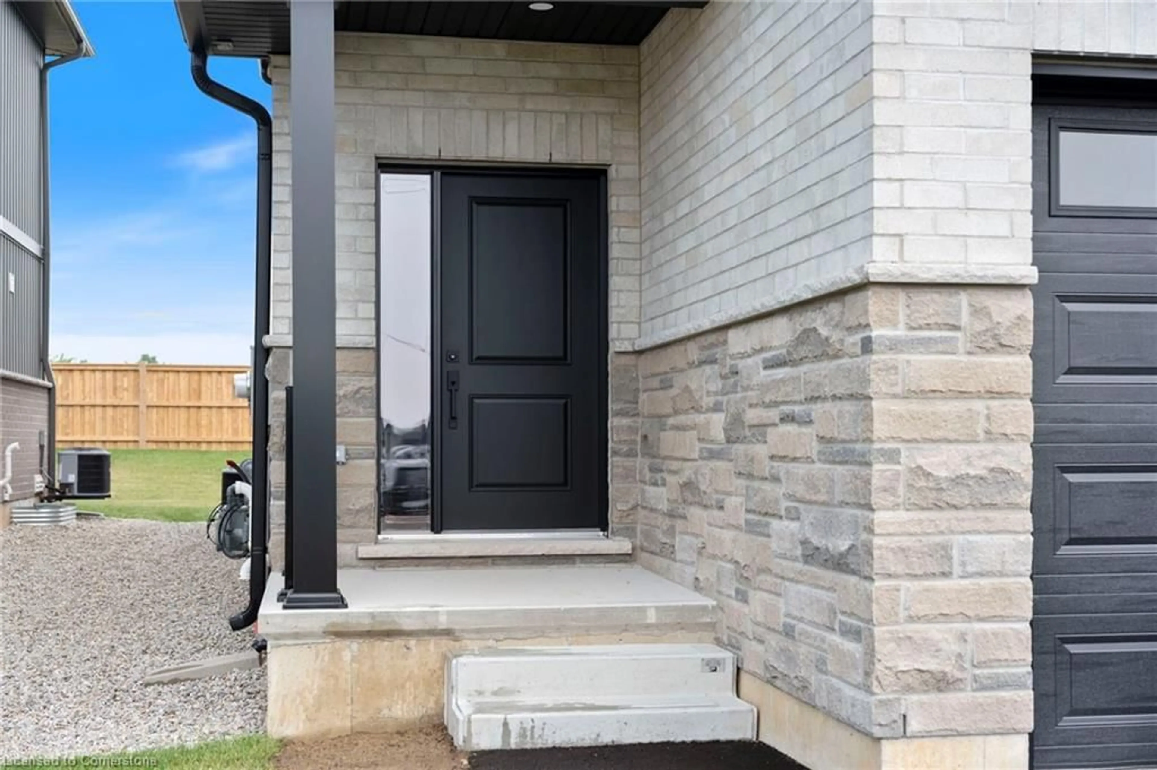 Unknown for 111 Amber St, Waterford Ontario N0E 1Y0