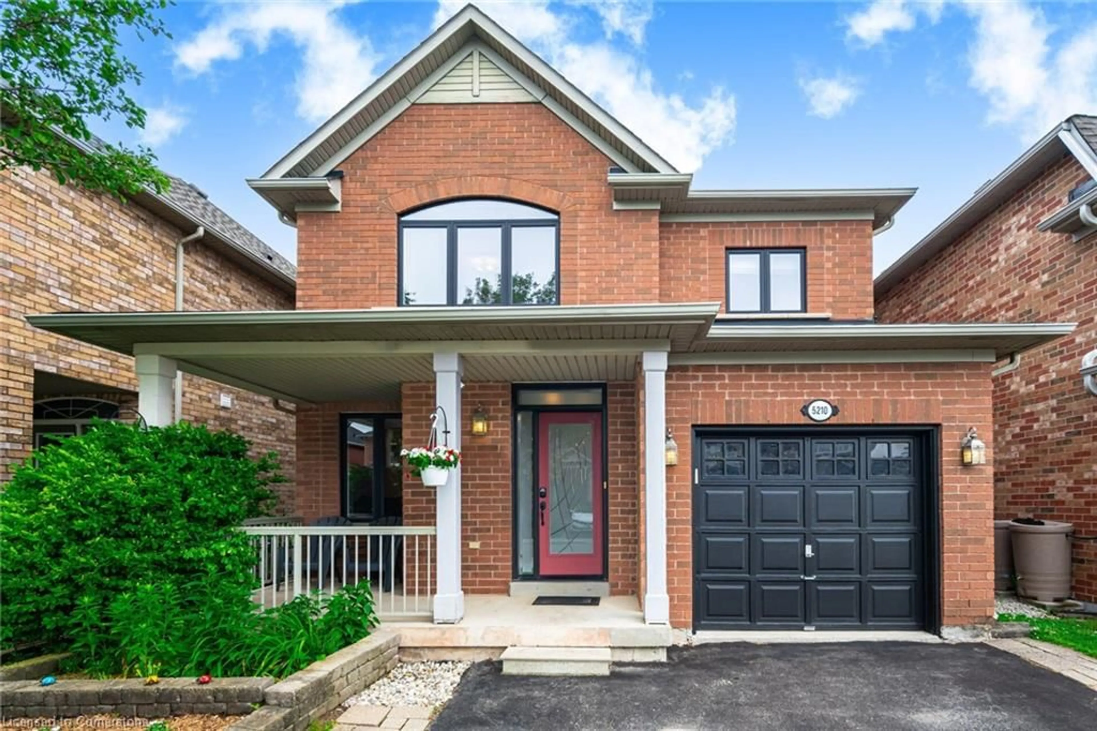 Home with brick exterior material, street for 5210 Nova Cres, Burlington Ontario L7L 7B9