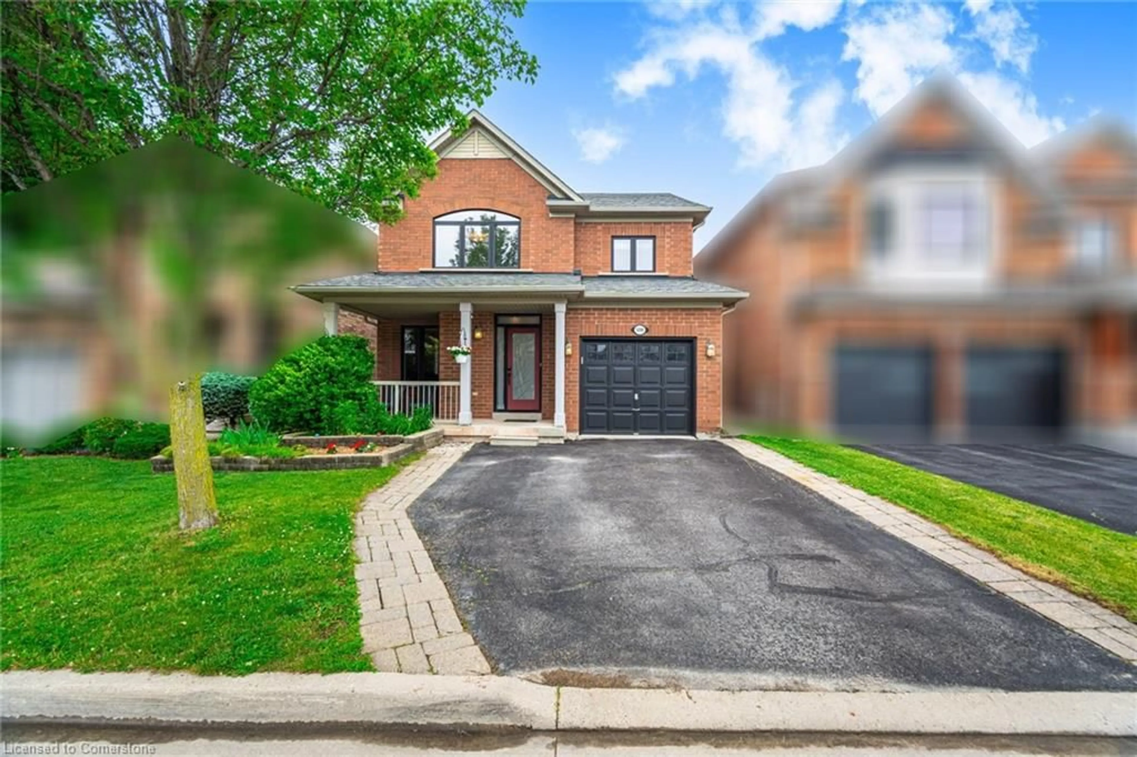 Home with brick exterior material, street for 5210 Nova Cres, Burlington Ontario L7L 7B9