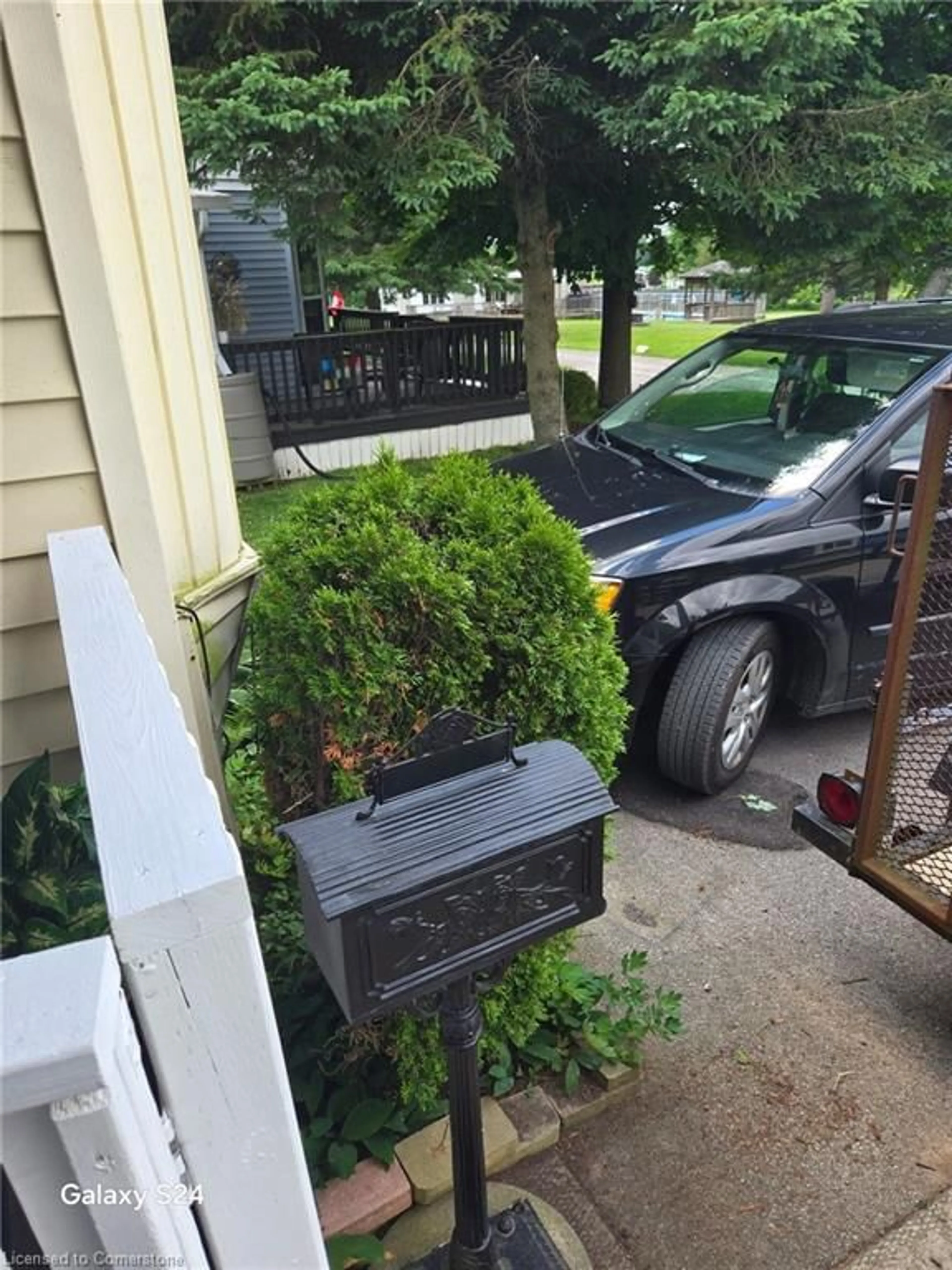Unknown for 2490 Governors Rd #5 Pondview, Ancaster Ontario N0E 1A0