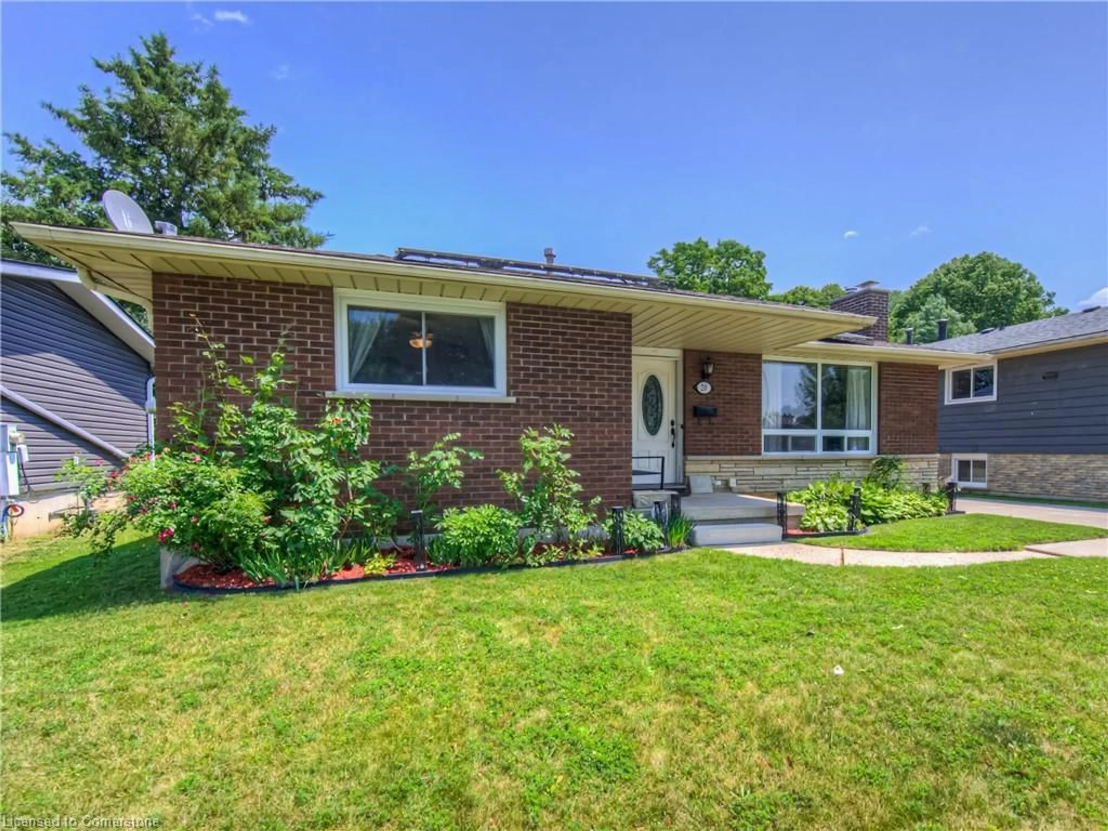 Home with brick exterior material, street for 20 Old Farm Rd, Brantford Ontario N3R 6P5