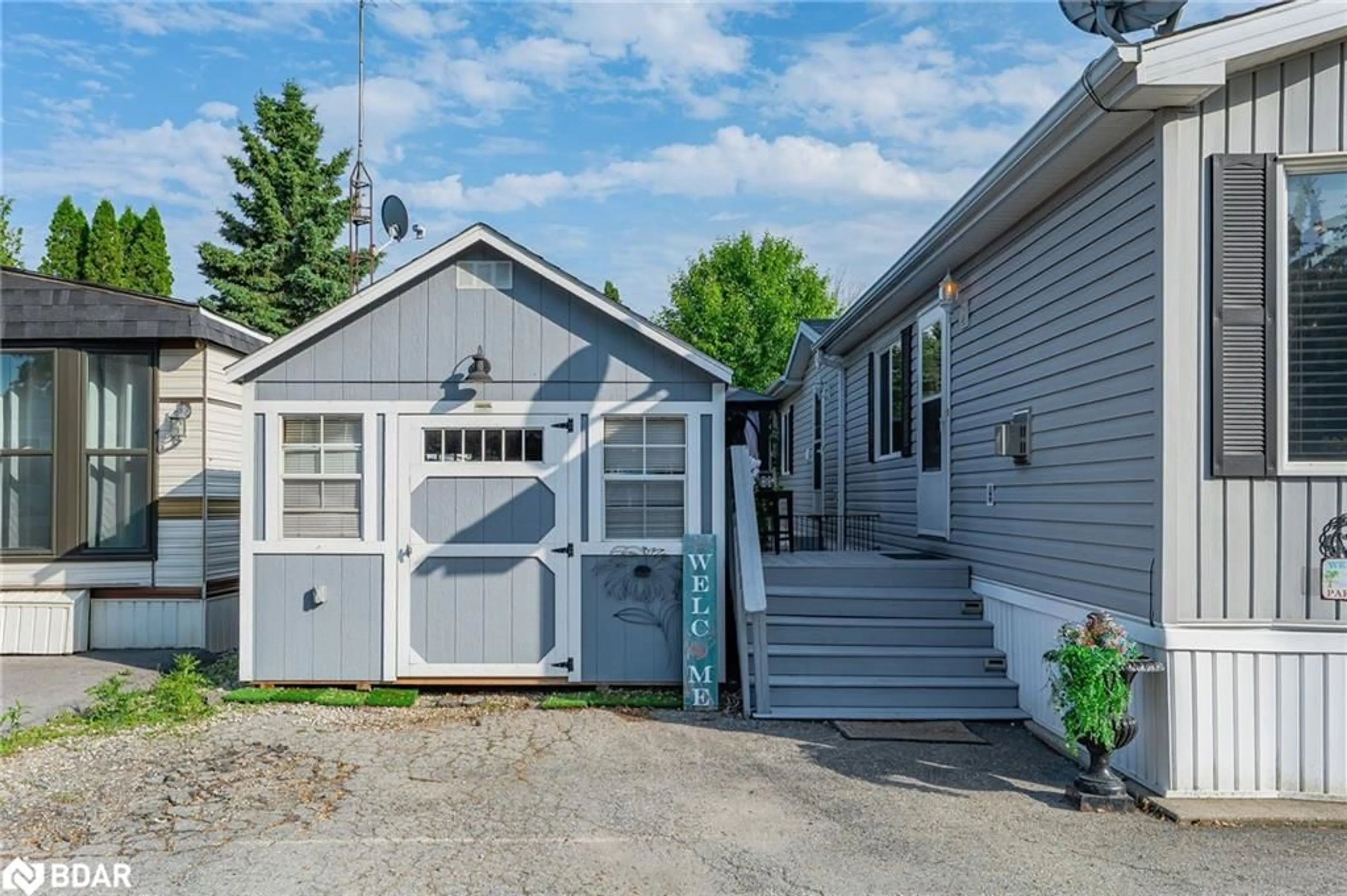 Unknown for 6 Water Street Pvt, Puslinch Ontario N1H 6H9