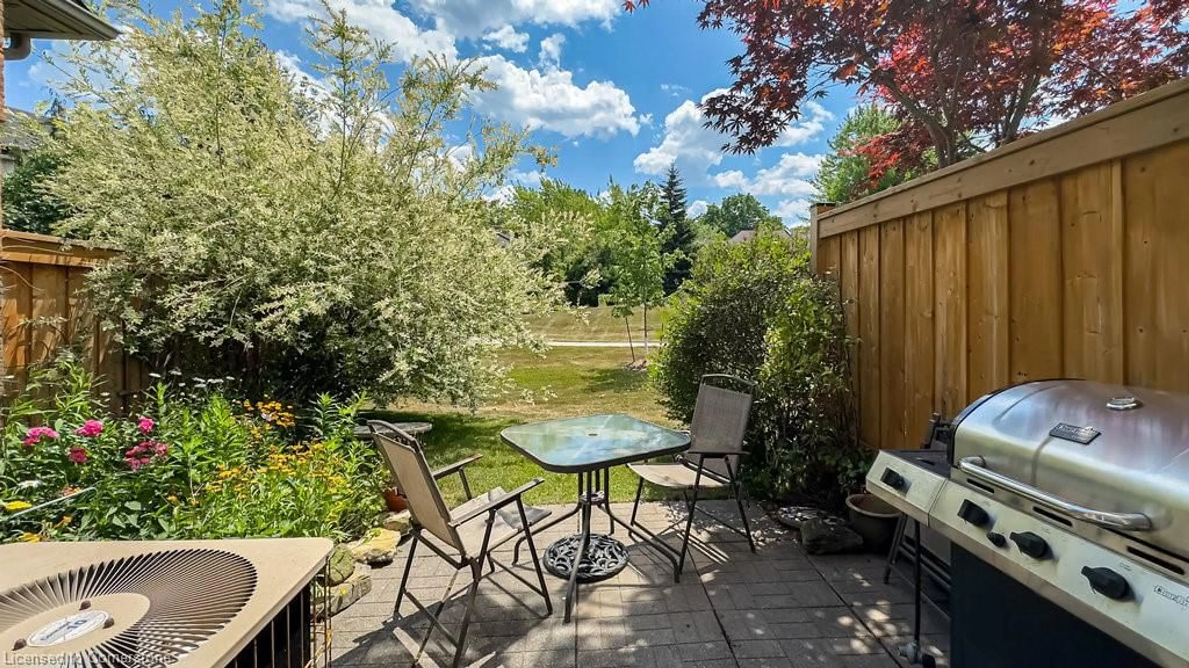 Patio, water/lake/river/ocean view for 100 Beddoe St #65, Hamilton Ontario L8P 4Z2