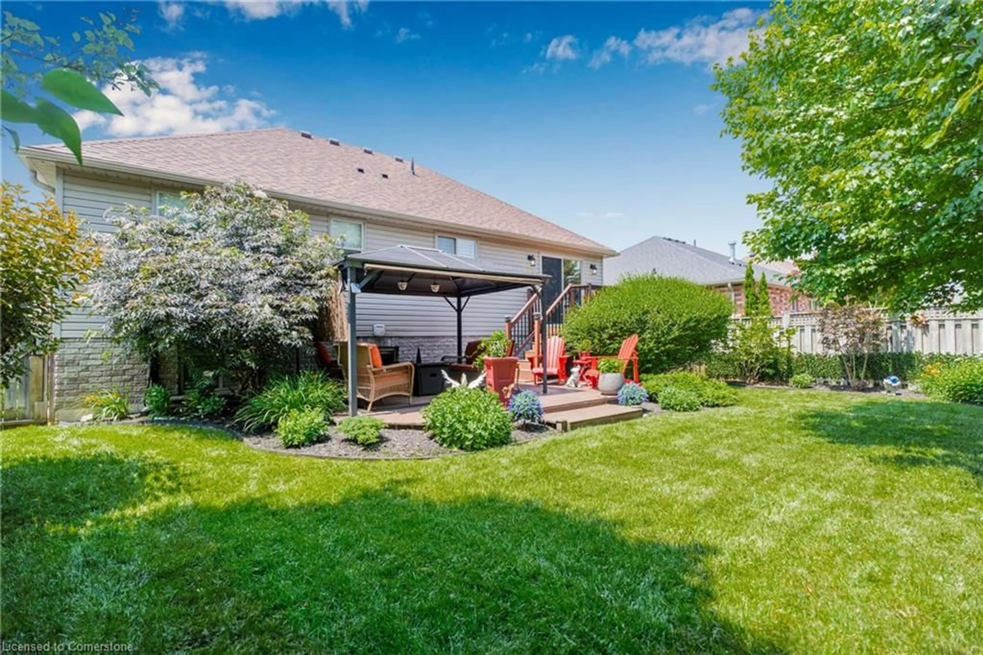 Patio, unknown for 10 Freeman St, Paris Ontario N3L 0A8