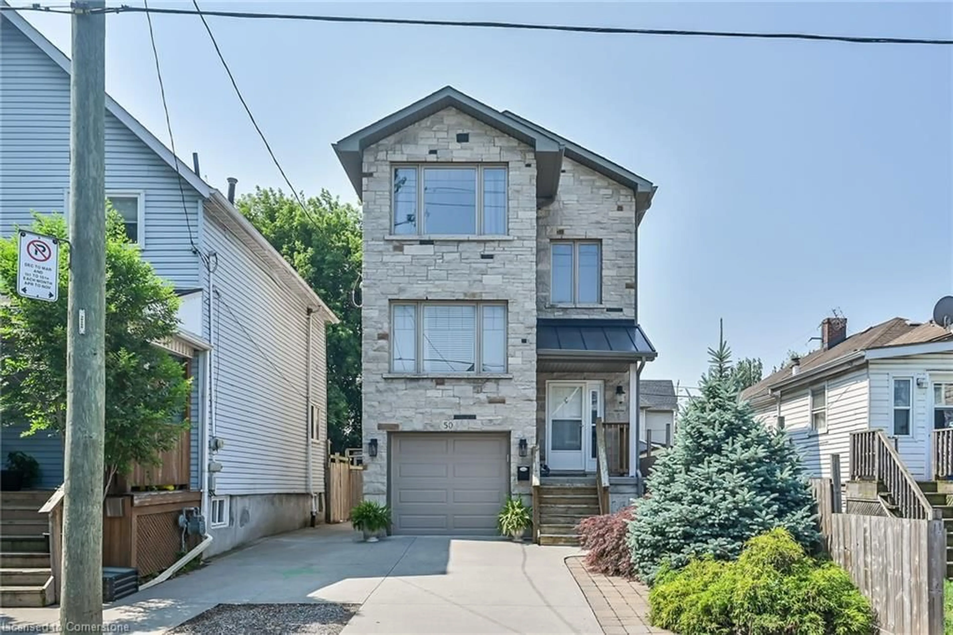 Home with brick exterior material, street for 50 Keith St, Hamilton Ontario L8L 3S1
