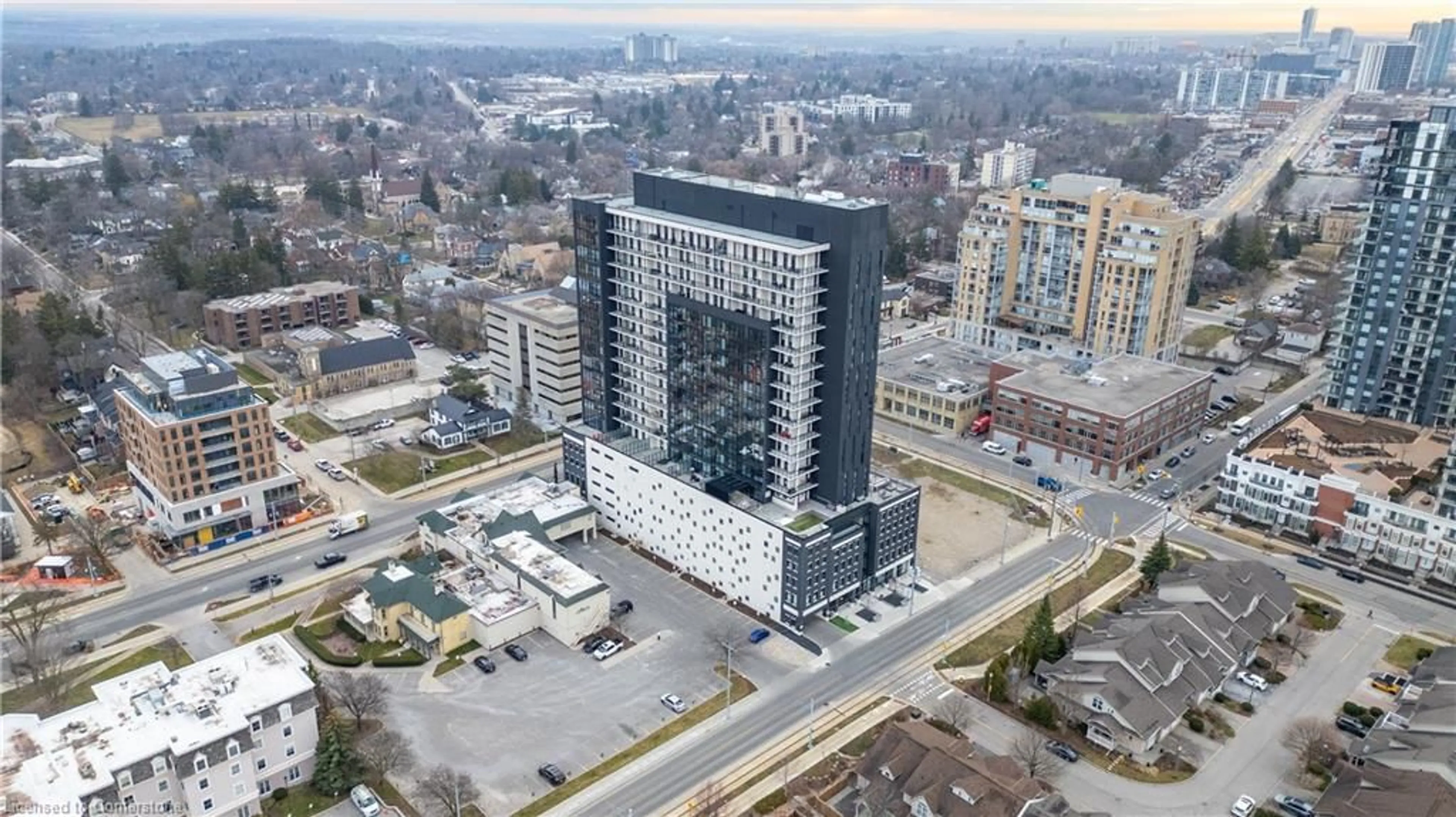A pic from outside/outdoor area/front of a property/back of a property/a pic from drone, building for 181 King St #1013, Waterloo Ontario N2J 1P7