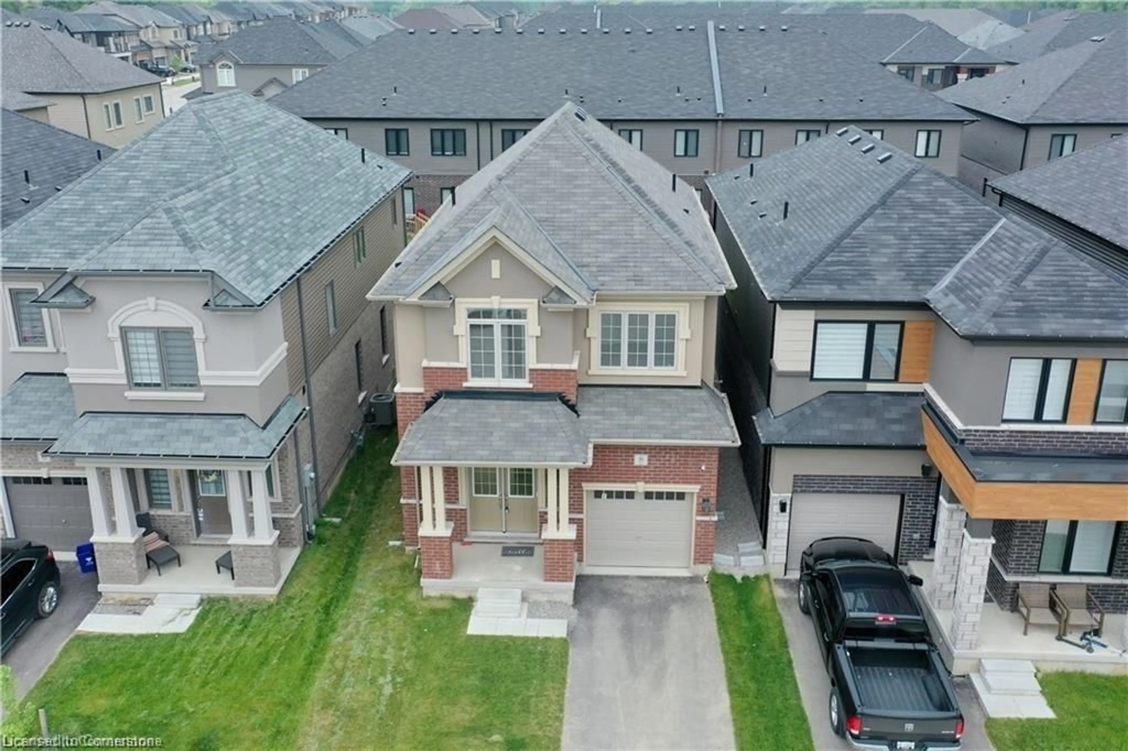 A pic from outside/outdoor area/front of a property/back of a property/a pic from drone, street for 8 Tooker Dr, Brantford Ontario N3V 0B6