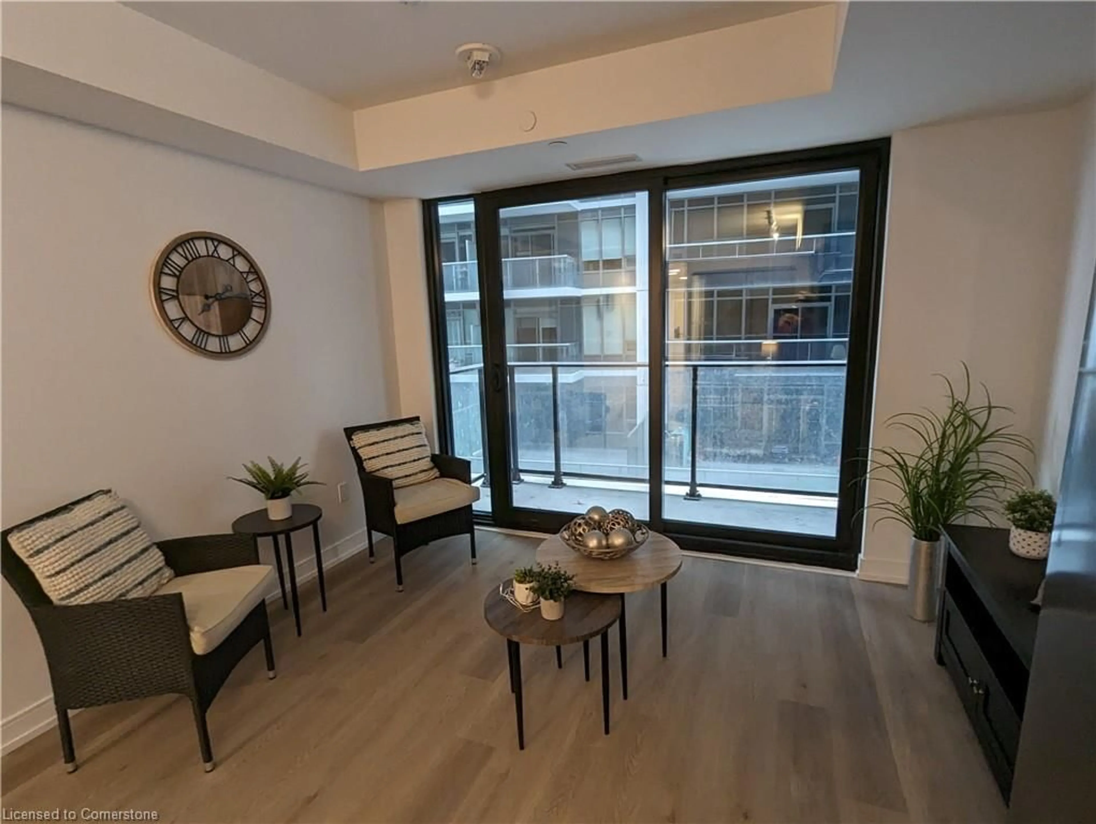 Indoor foyer for 1 Jarvis St #518, Hamilton Ontario L8R 3J2