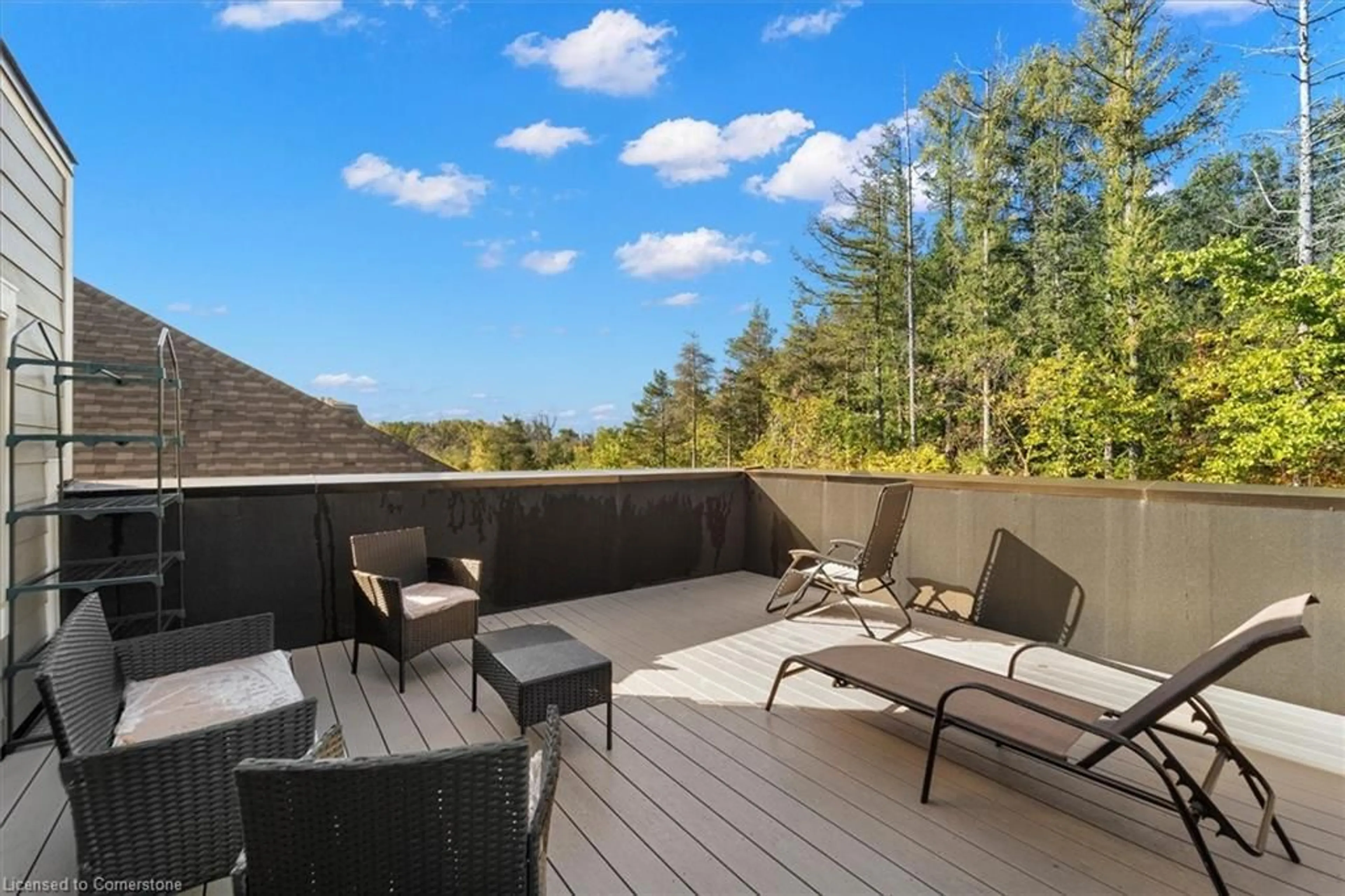 Patio, unknown for 121 Milky Way Dr, Richmond Hill Ontario L4C 4L9