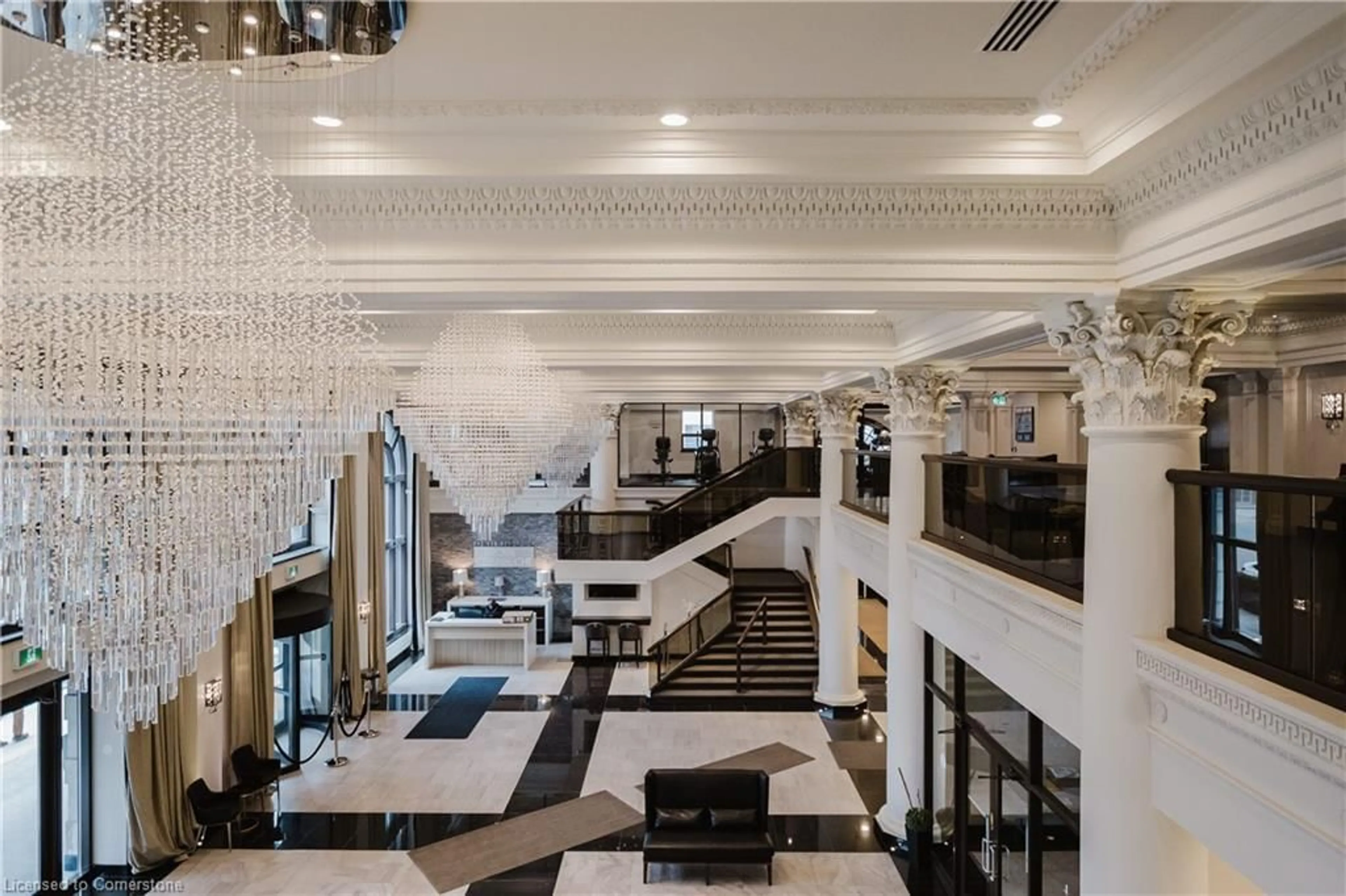 Lobby for 118 King St #LPH13, Hamilton Ontario L8N 1A8