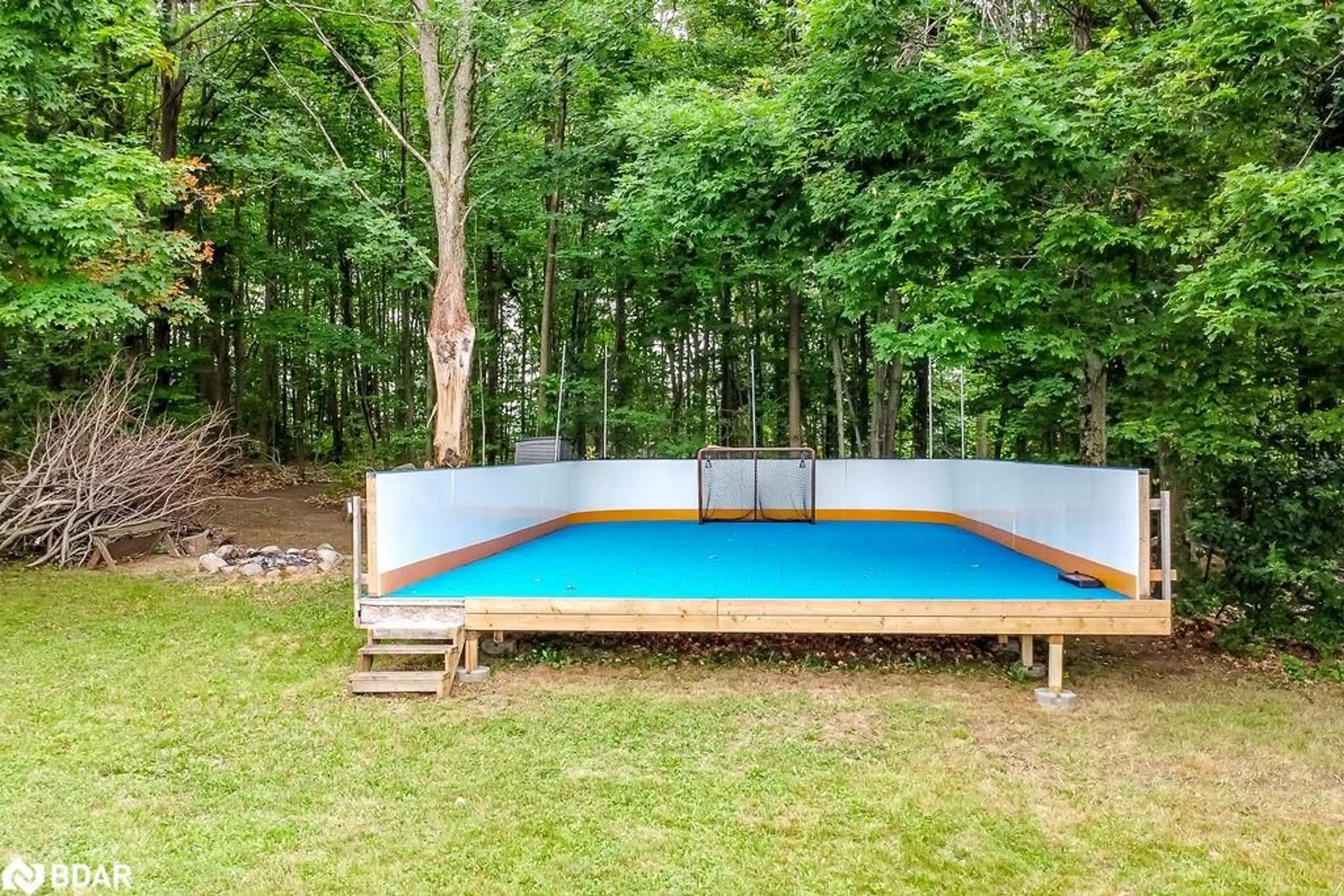 Pool for 24 Ironwood Trail, Oro-Medonte Ontario L0K 1E0