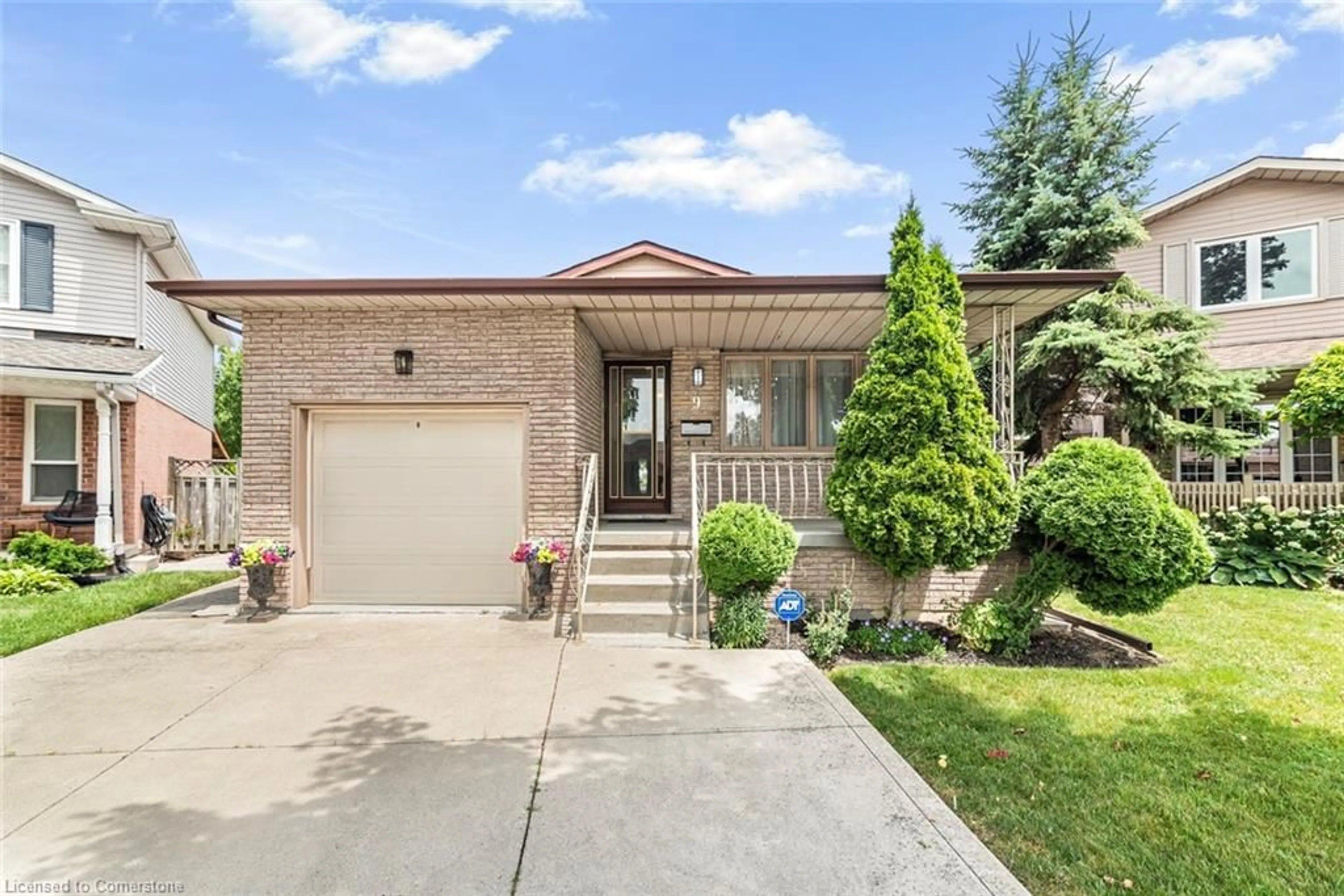 Home with brick exterior material, street for 9 Mark Pl, Hamilton Ontario L8W 2P7