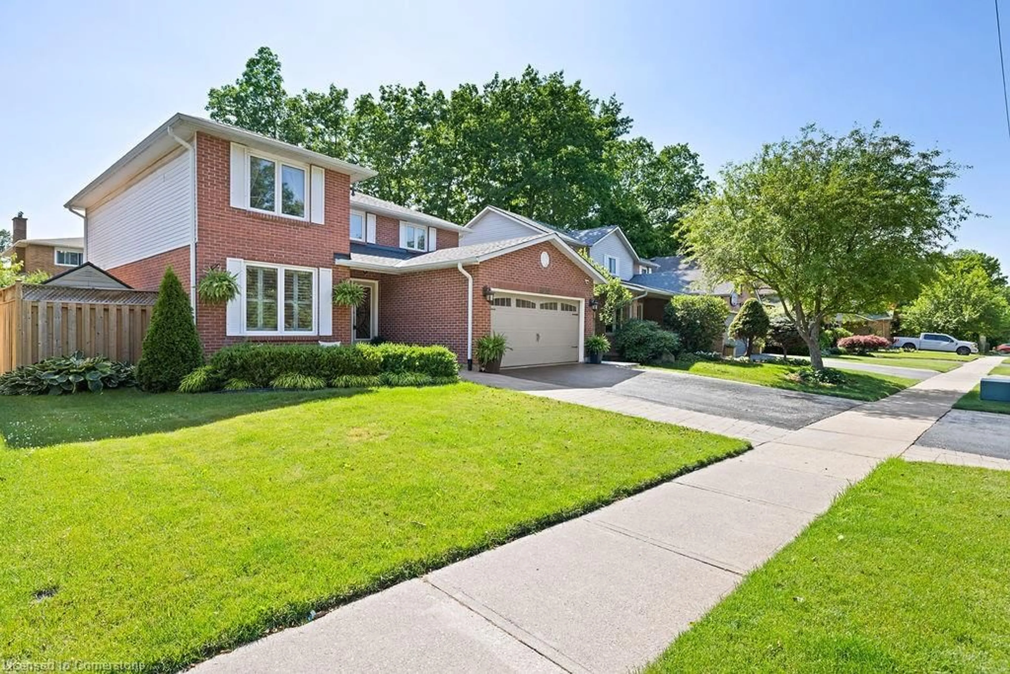 Home with brick exterior material, street for 2056 Headon Rd, Burlington Ontario L7M 4G3