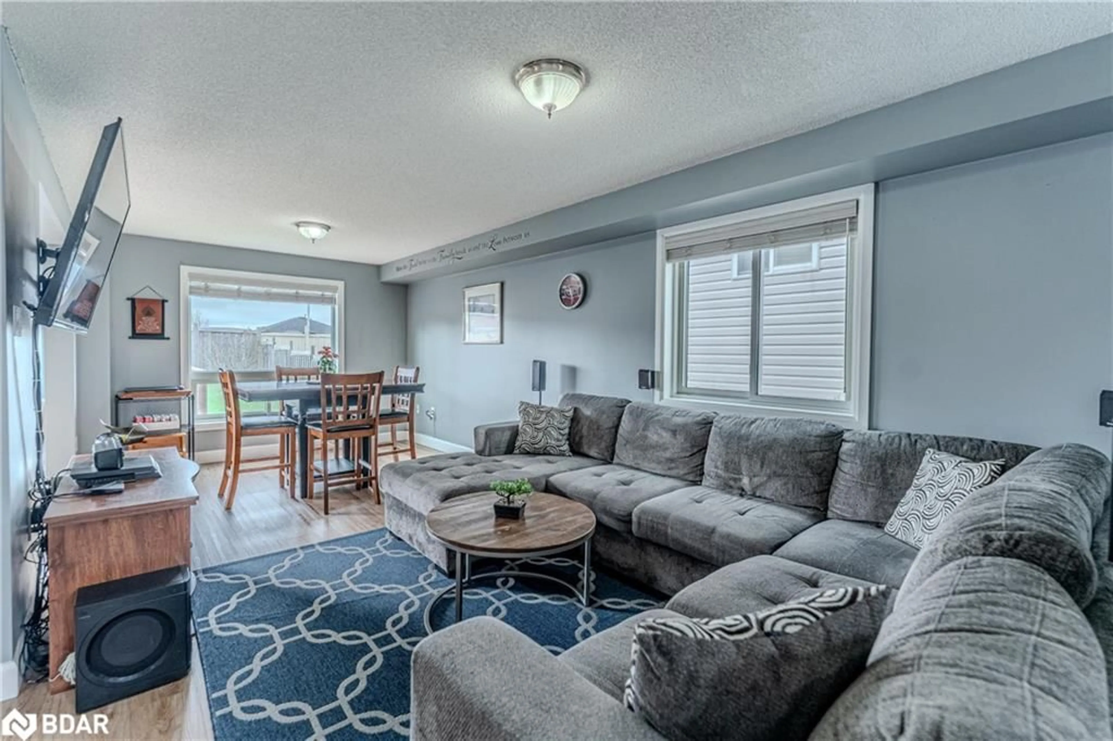 Living room with furniture, unknown for 147 Nathan Cres, Barrie Ontario L4N 0S5