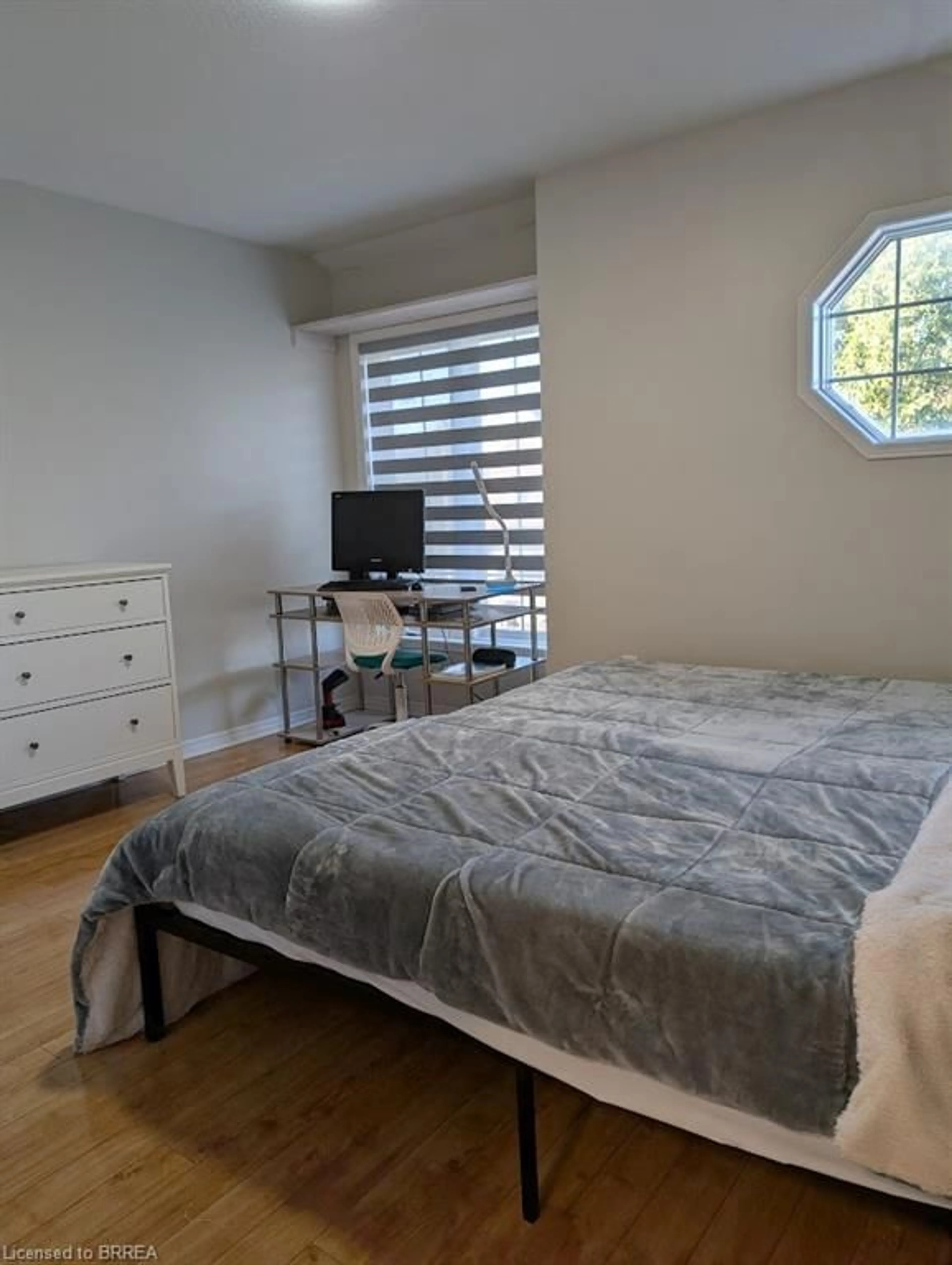 A pic of a room for 10 Polar Bear Pl, Brampton Ontario L6R 3L7