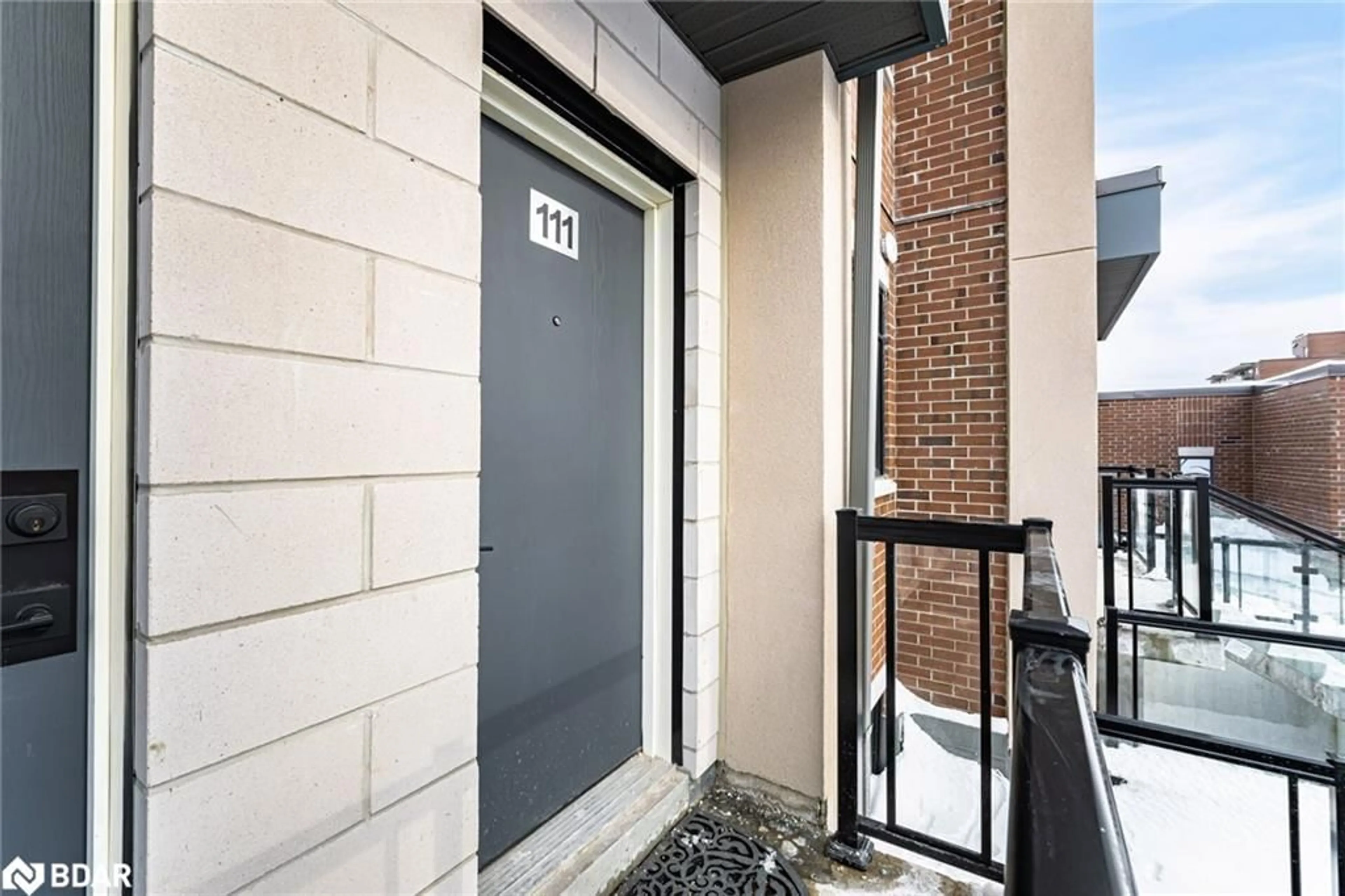 Indoor entryway for 1085 Douglas Mccurdy Common #111, Mississauga Ontario L5G 0C6
