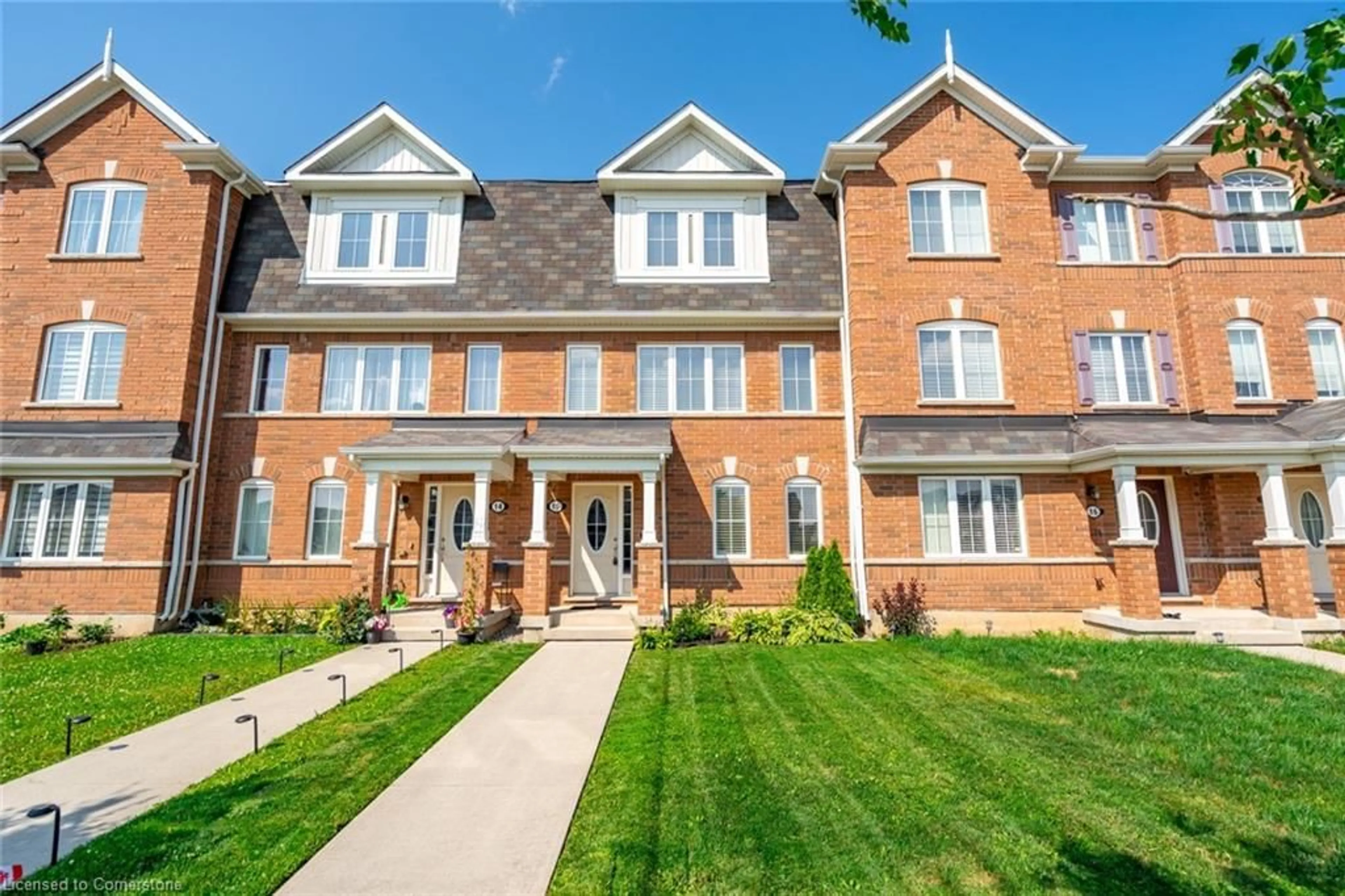 Home with brick exterior material, street for 230 Avonsyde Blvd #15, Waterdown Ontario L8B 1T9
