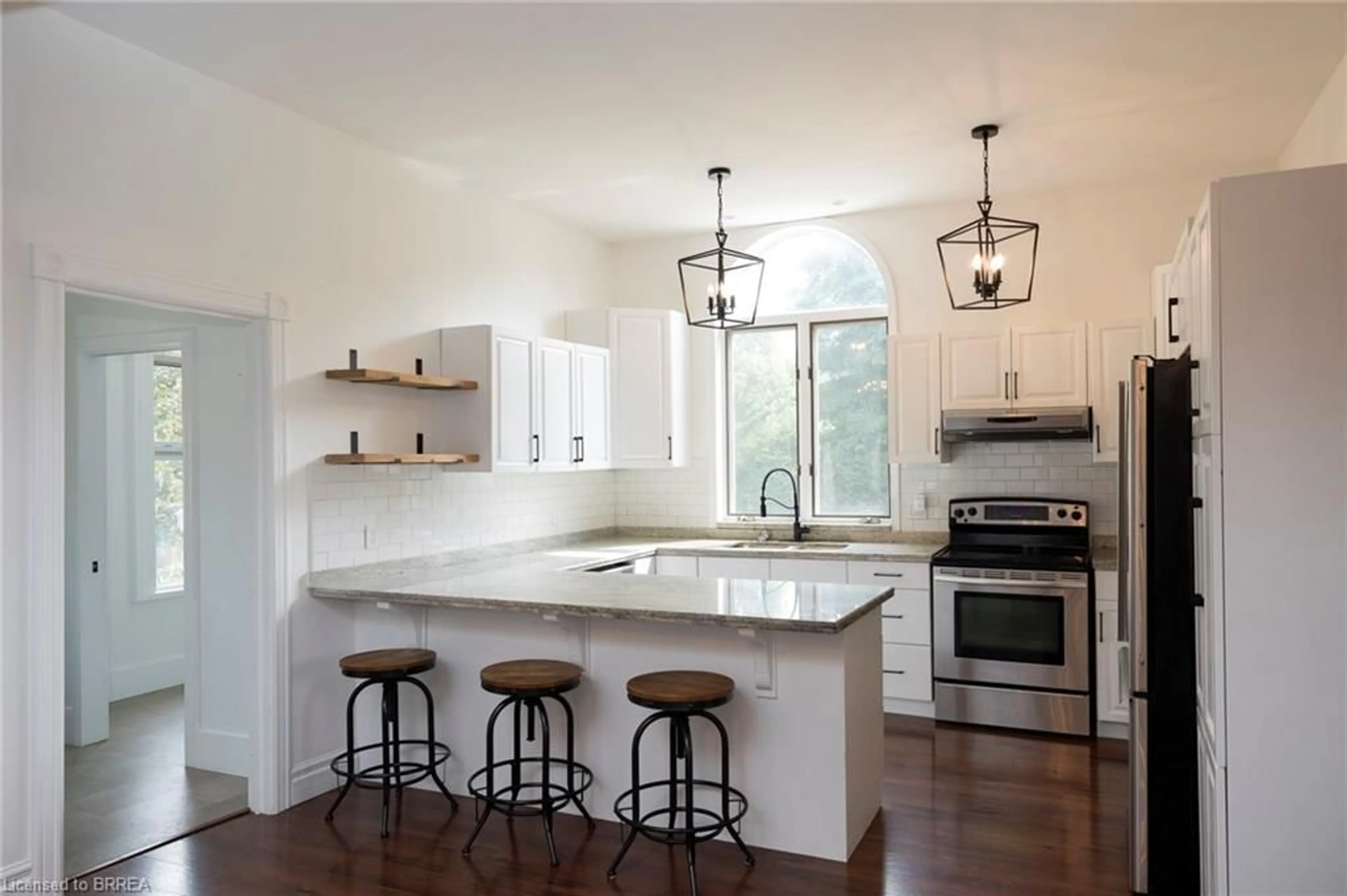 Open concept kitchen, unknown for 76.5 Stover St, Norwich Ontario N0J 1P0