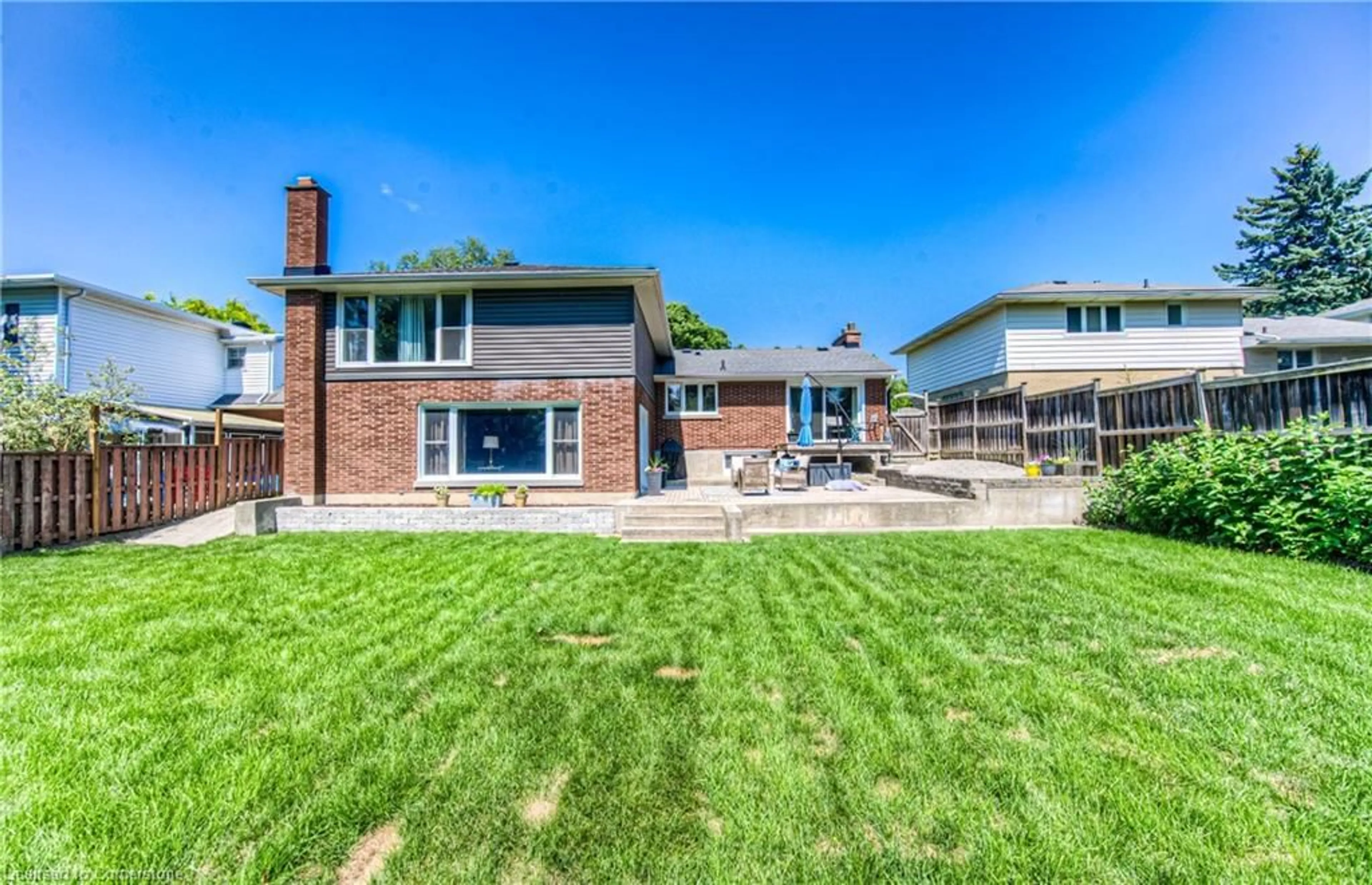 Home with brick exterior material, street for 85 Braeside Ave, Waterloo Ontario N2J 3C7