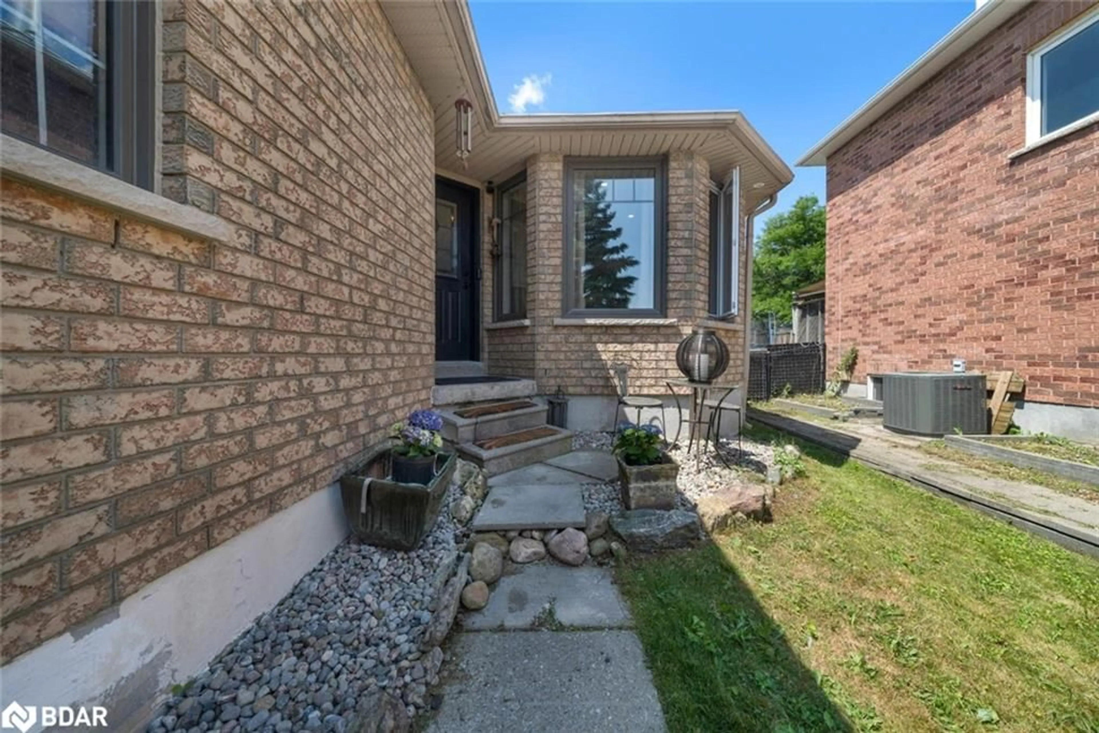 Home with brick exterior material, street for 78 Ward Dr, Barrie Ontario L4N 8A2